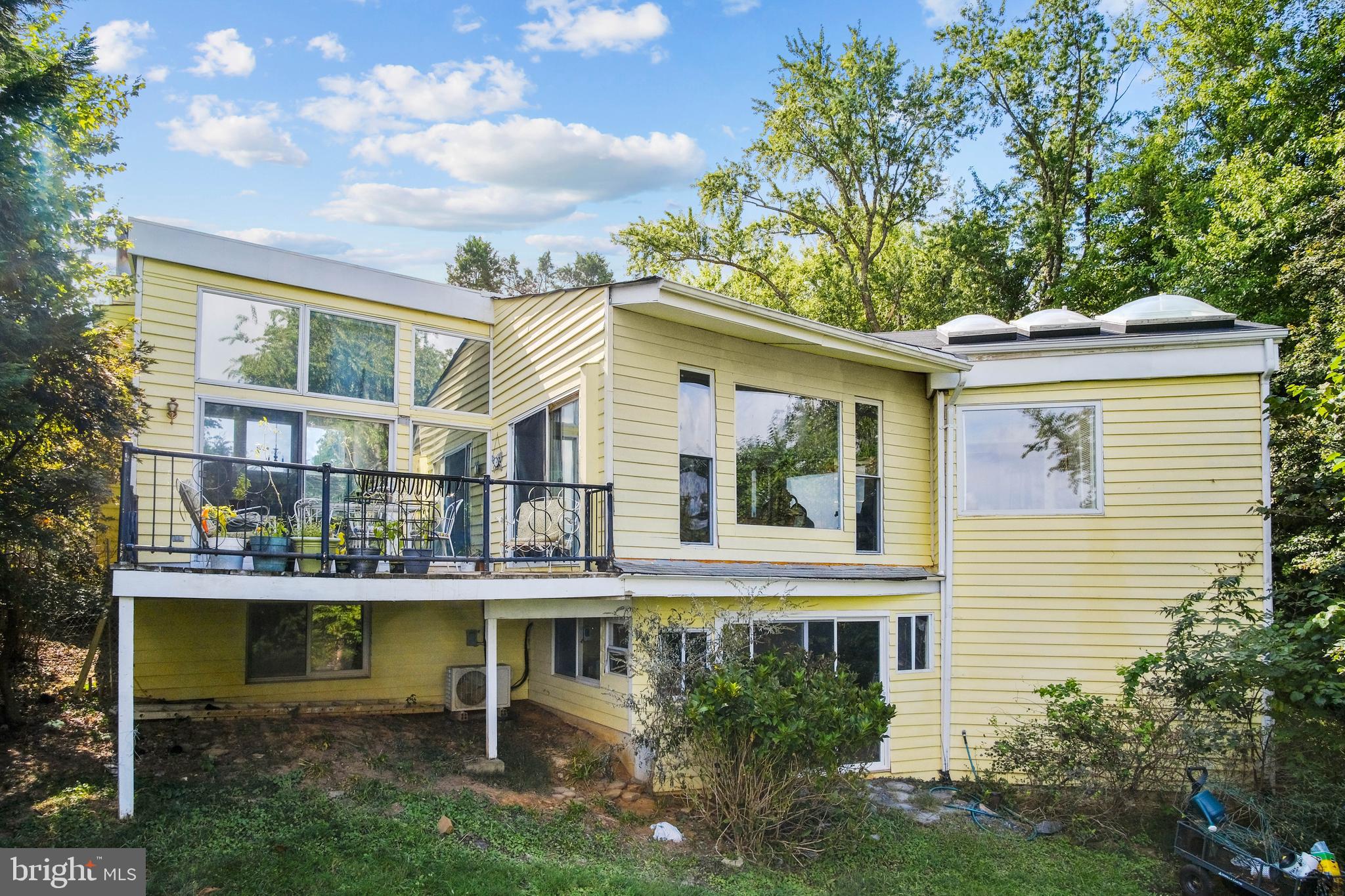 RIVERVIEW - Residential