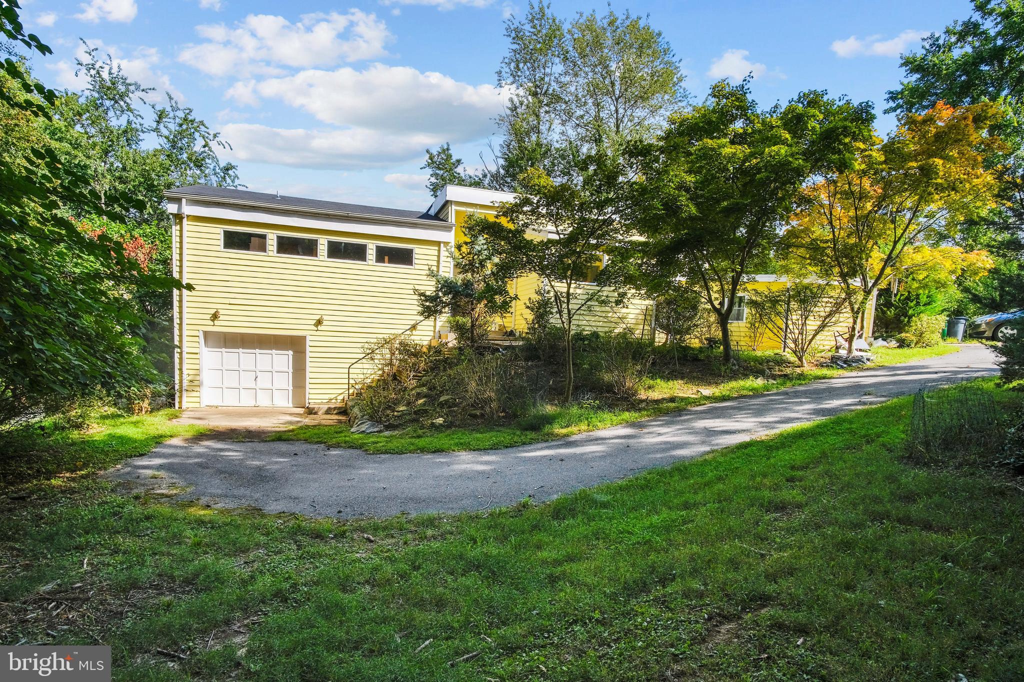 RIVERVIEW - Residential