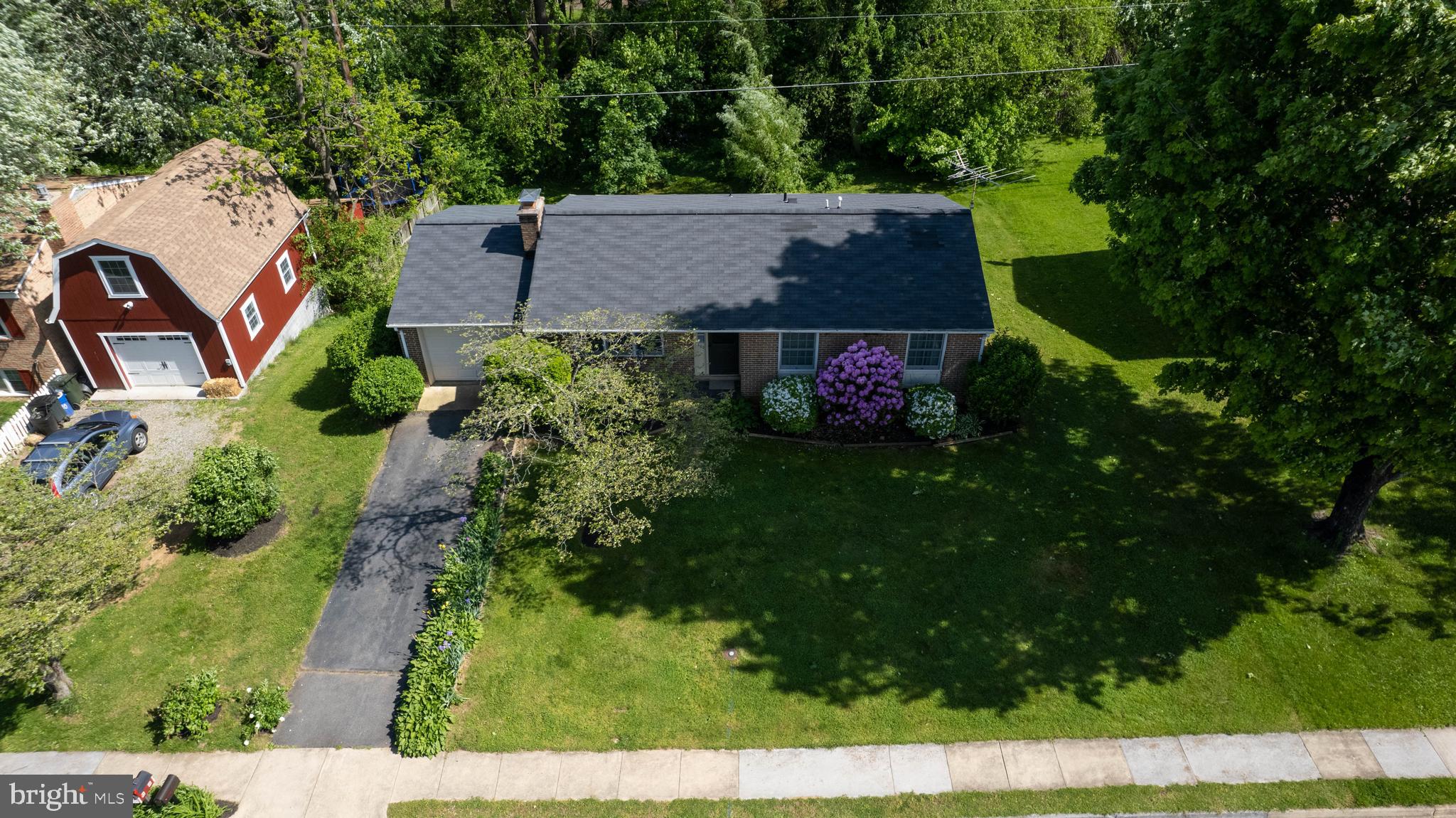 LOUDOUN VALLEY HEIGHTS - Residential