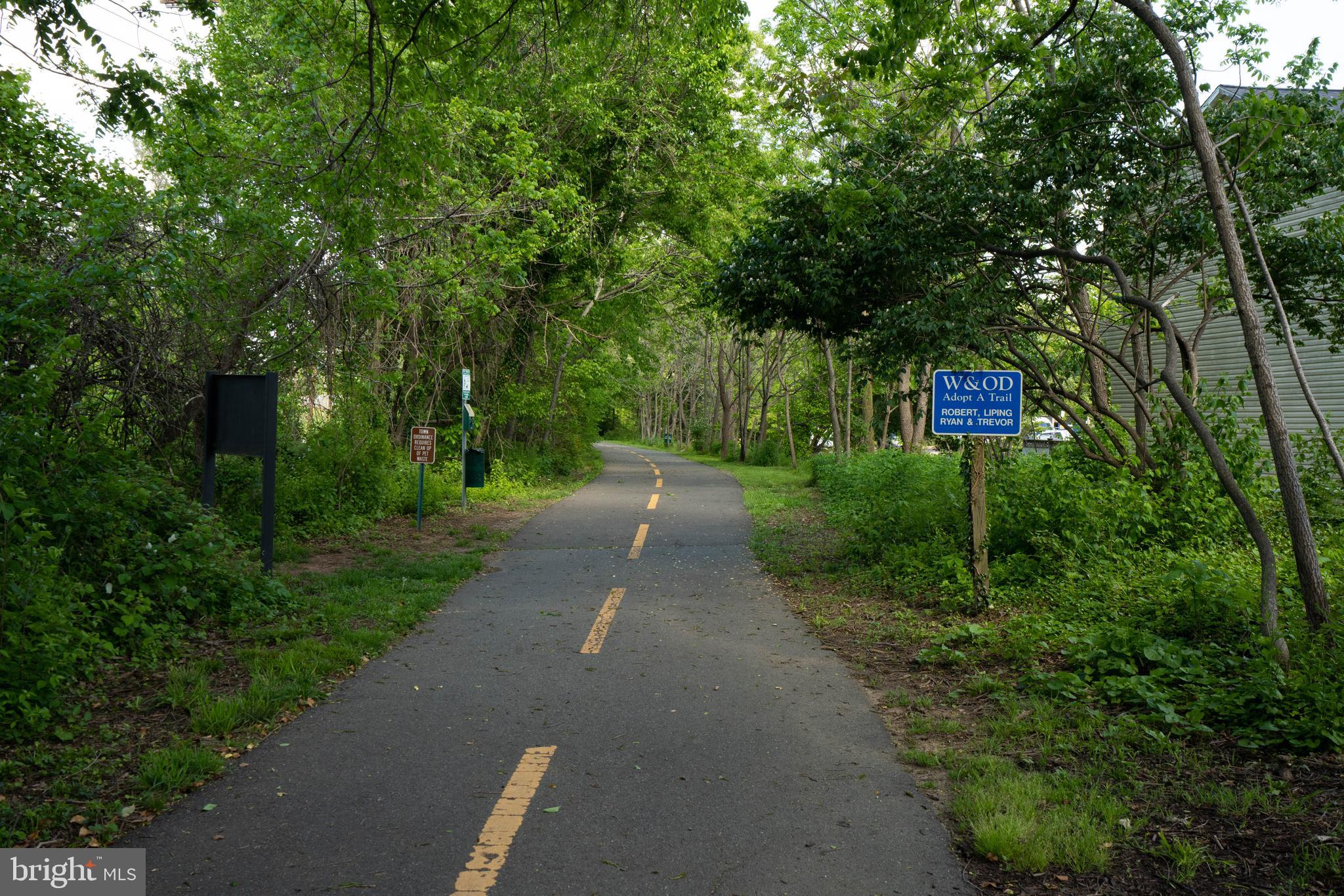LOUDOUN VALLEY HEIGHTS - Residential