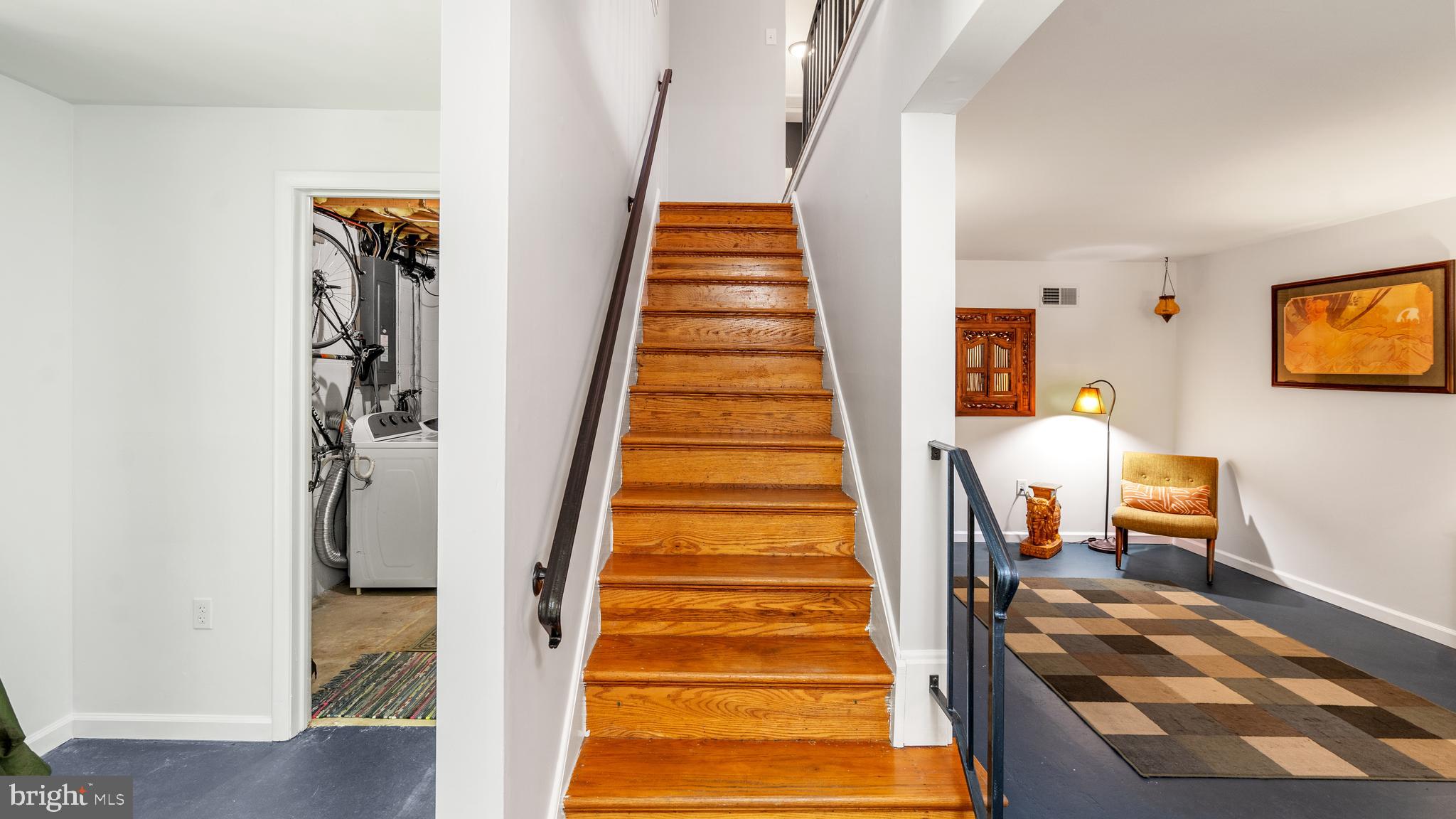 LOUDOUN VALLEY HEIGHTS - Residential