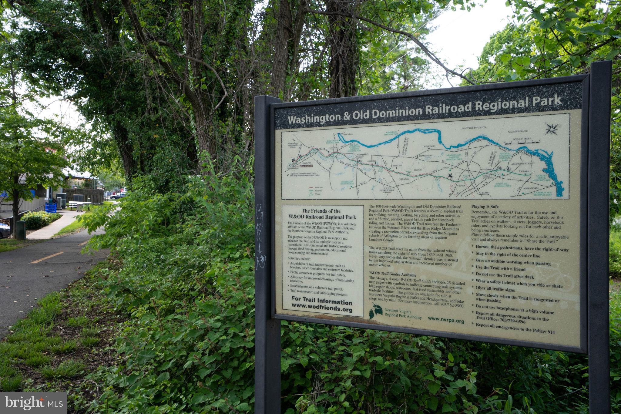 LOUDOUN VALLEY HEIGHTS - Residential