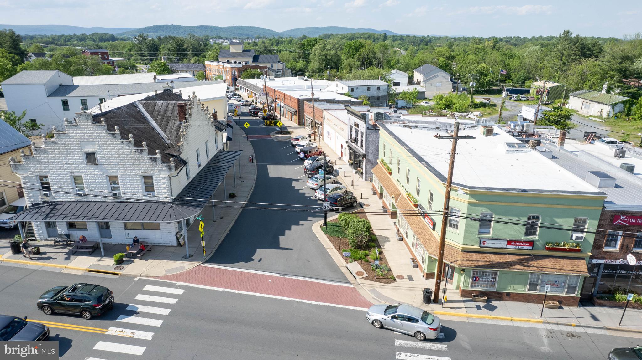LOUDOUN VALLEY HEIGHTS - Residential