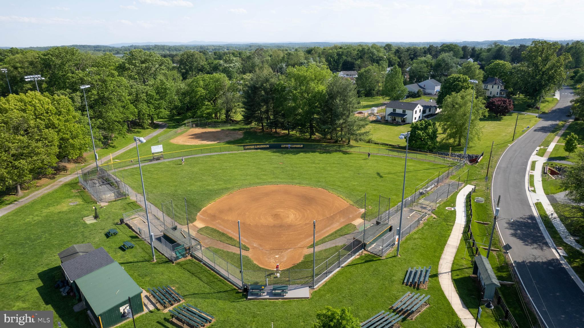 LOUDOUN VALLEY HEIGHTS - Residential