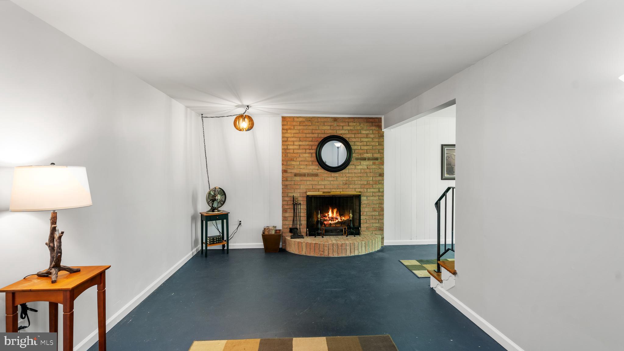 LOUDOUN VALLEY HEIGHTS - Residential