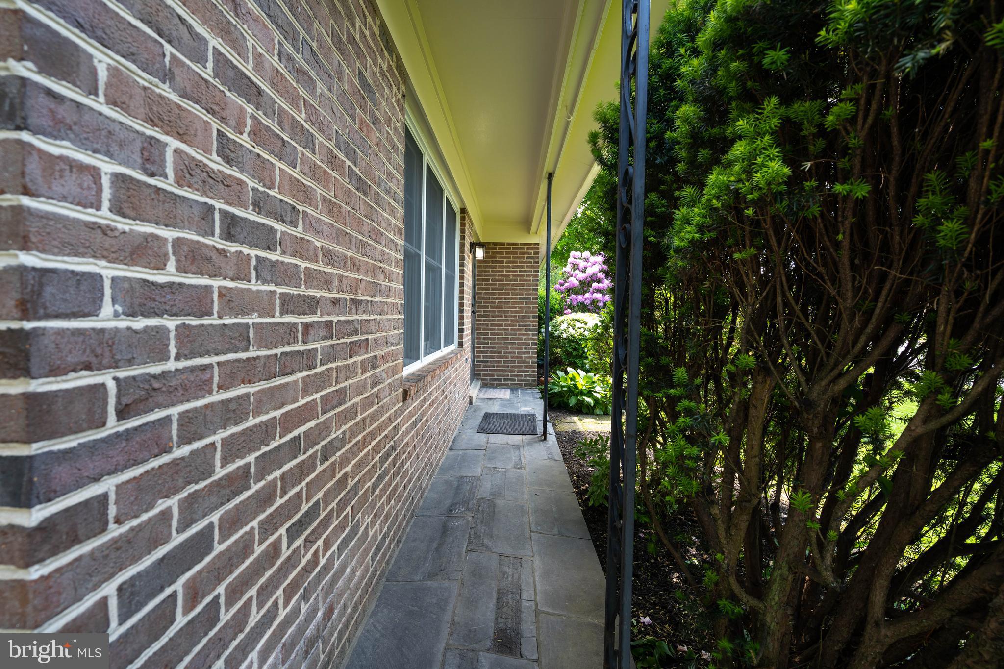 LOUDOUN VALLEY HEIGHTS - Residential