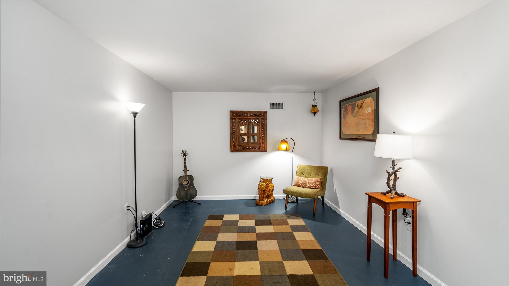 LOUDOUN VALLEY HEIGHTS - Residential