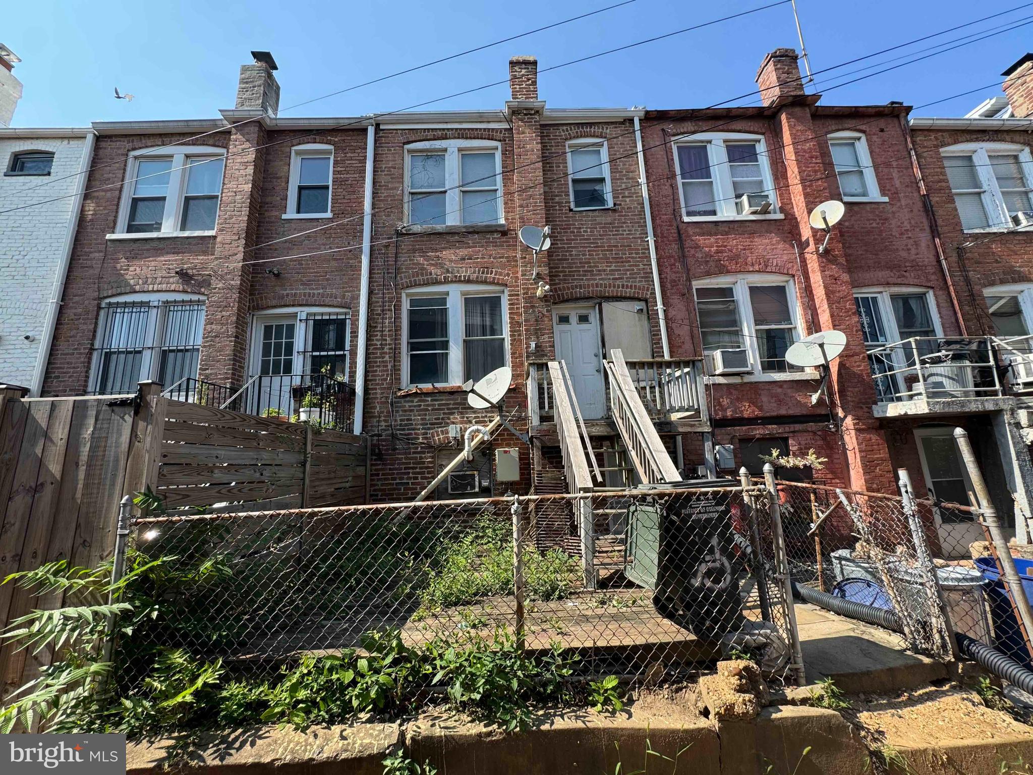 446 IRVING STREET NW