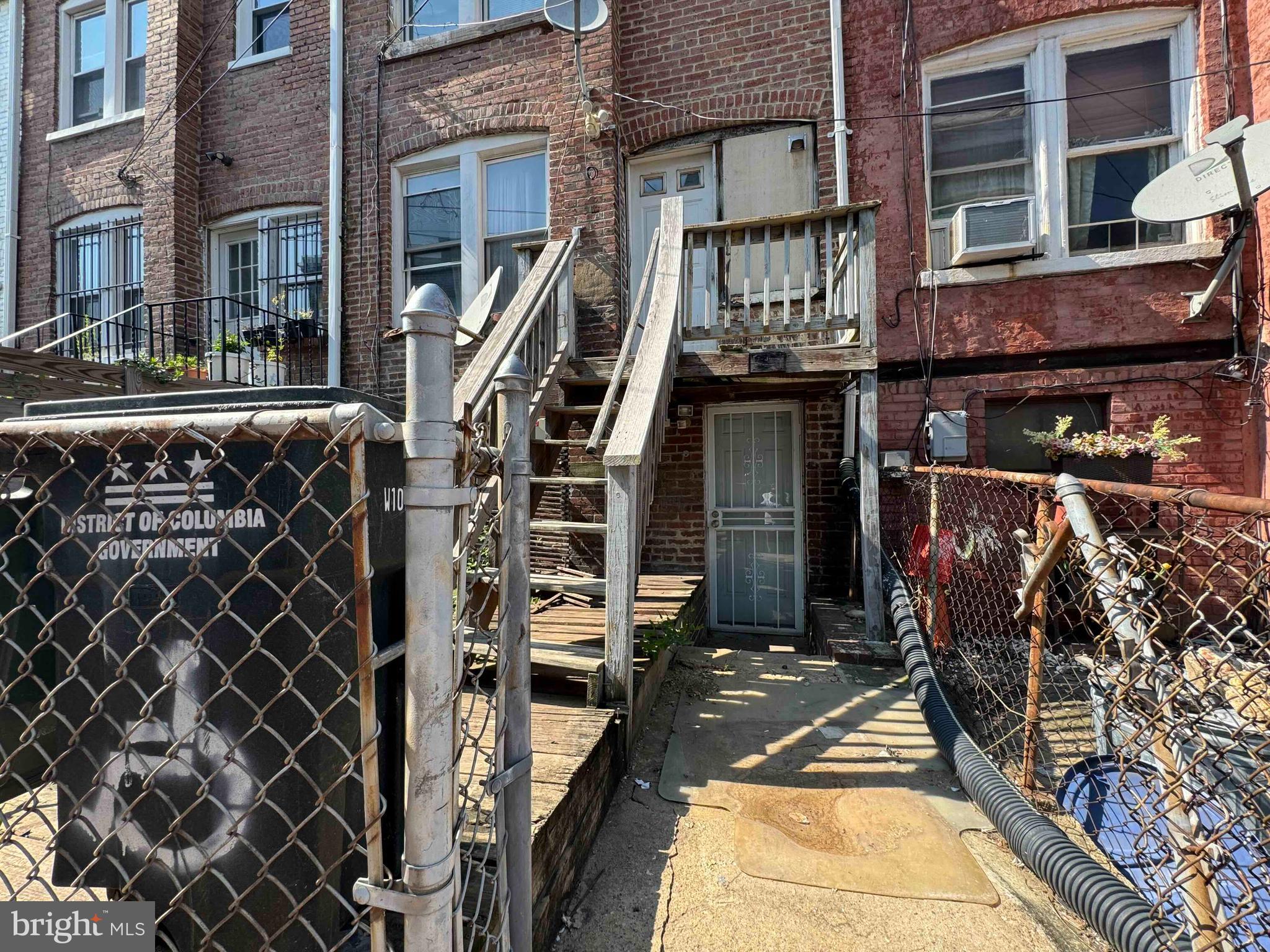 446 IRVING STREET NW