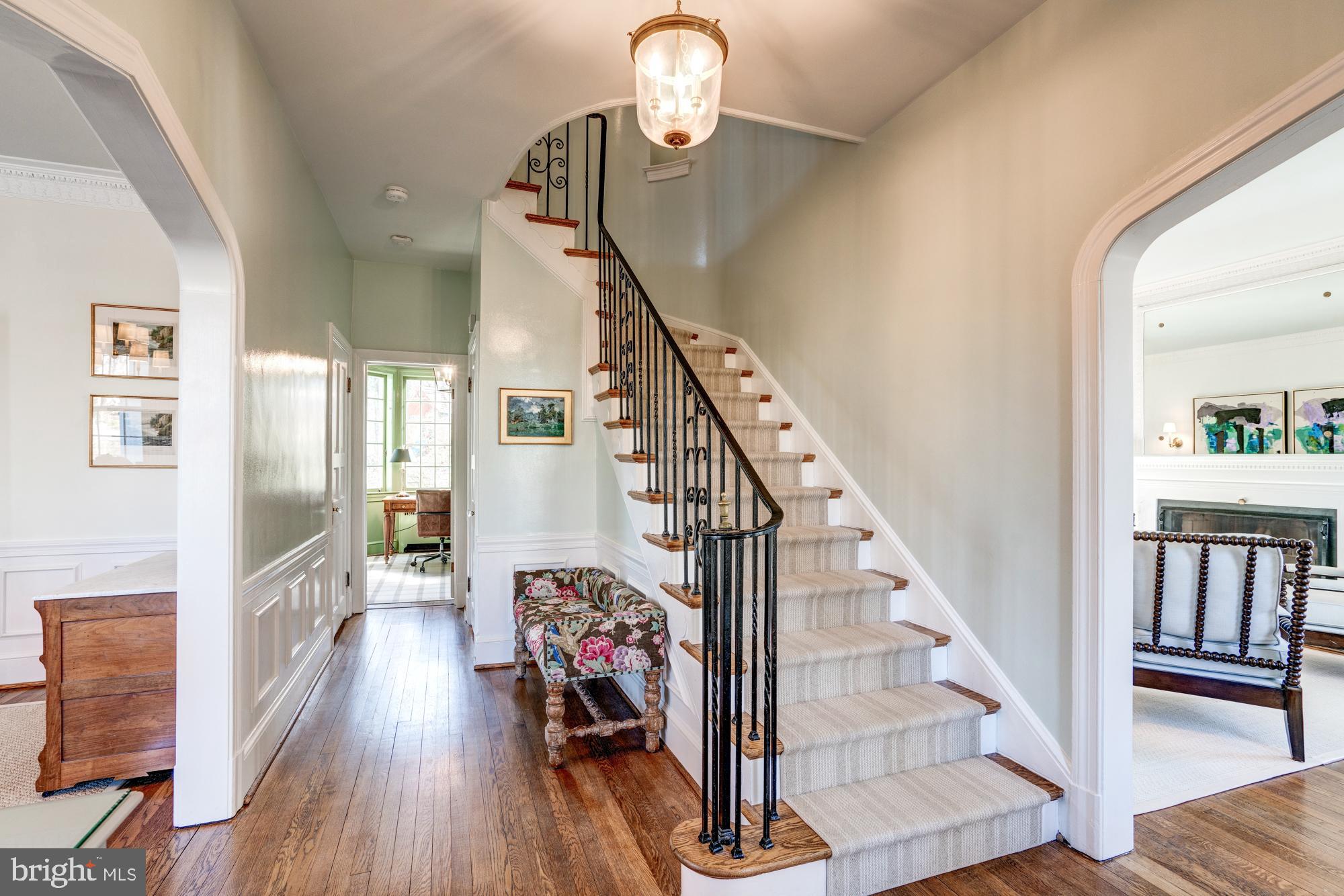 ROLLINGWOOD - Residential