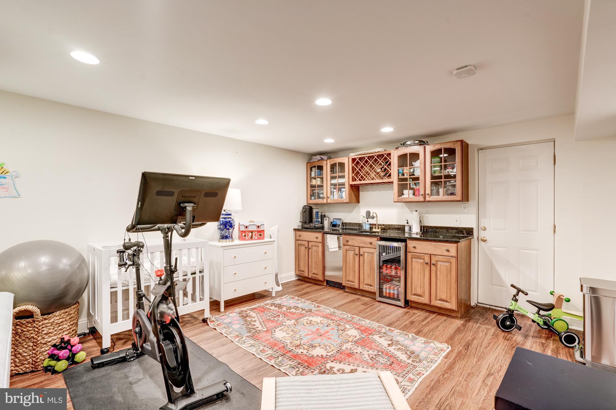 ROLLINGWOOD - Residential