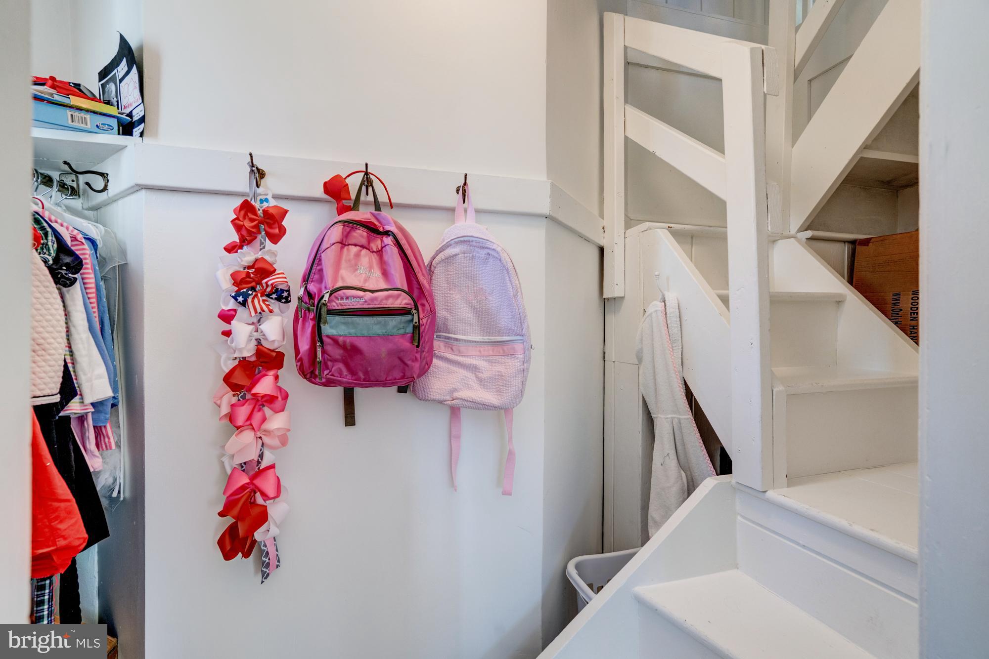 ROLLINGWOOD - Residential