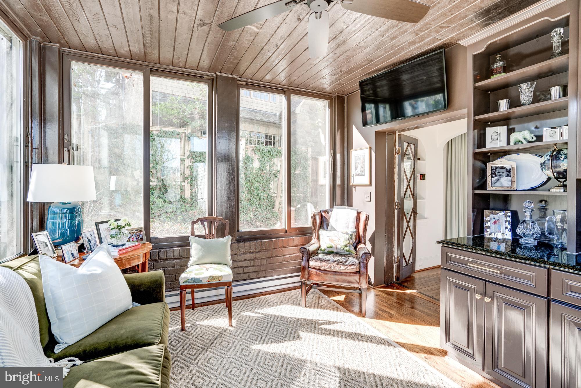 ROLLINGWOOD - Residential