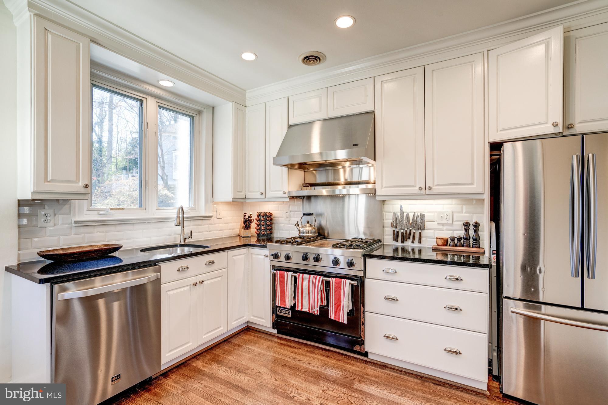 ROLLINGWOOD - Residential