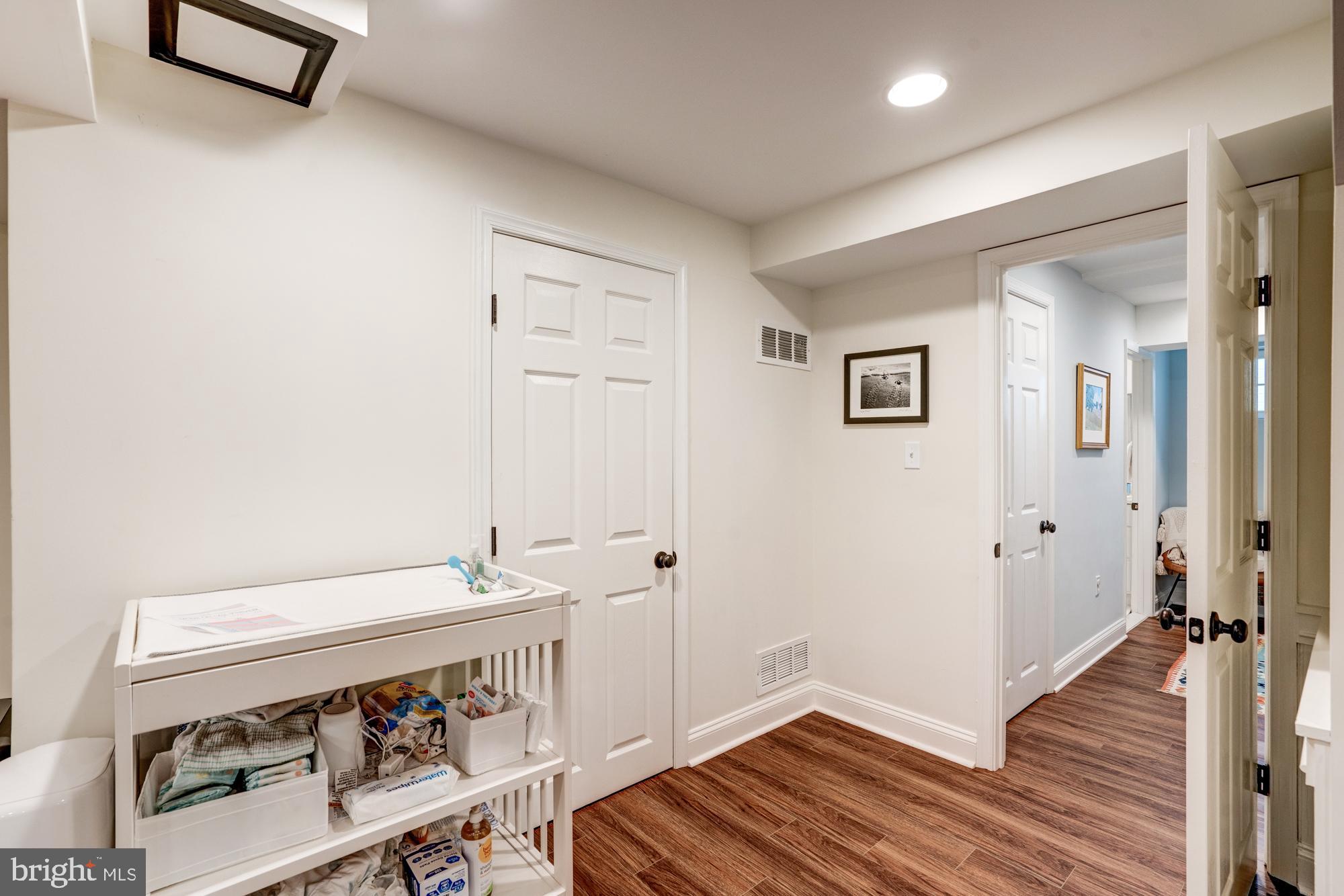 ROLLINGWOOD - Residential