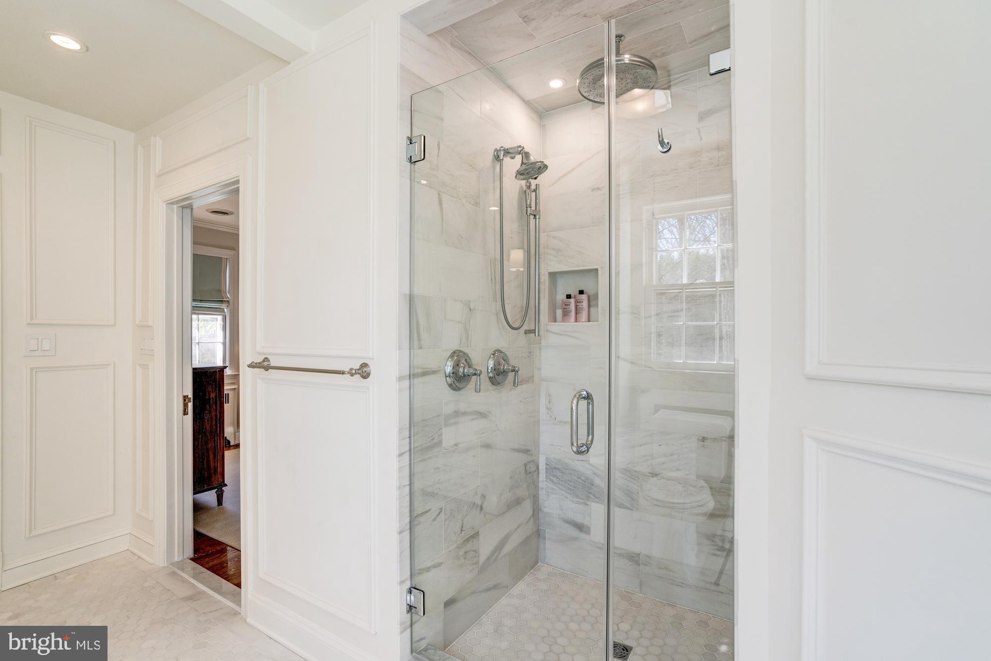 ROLLINGWOOD - Residential