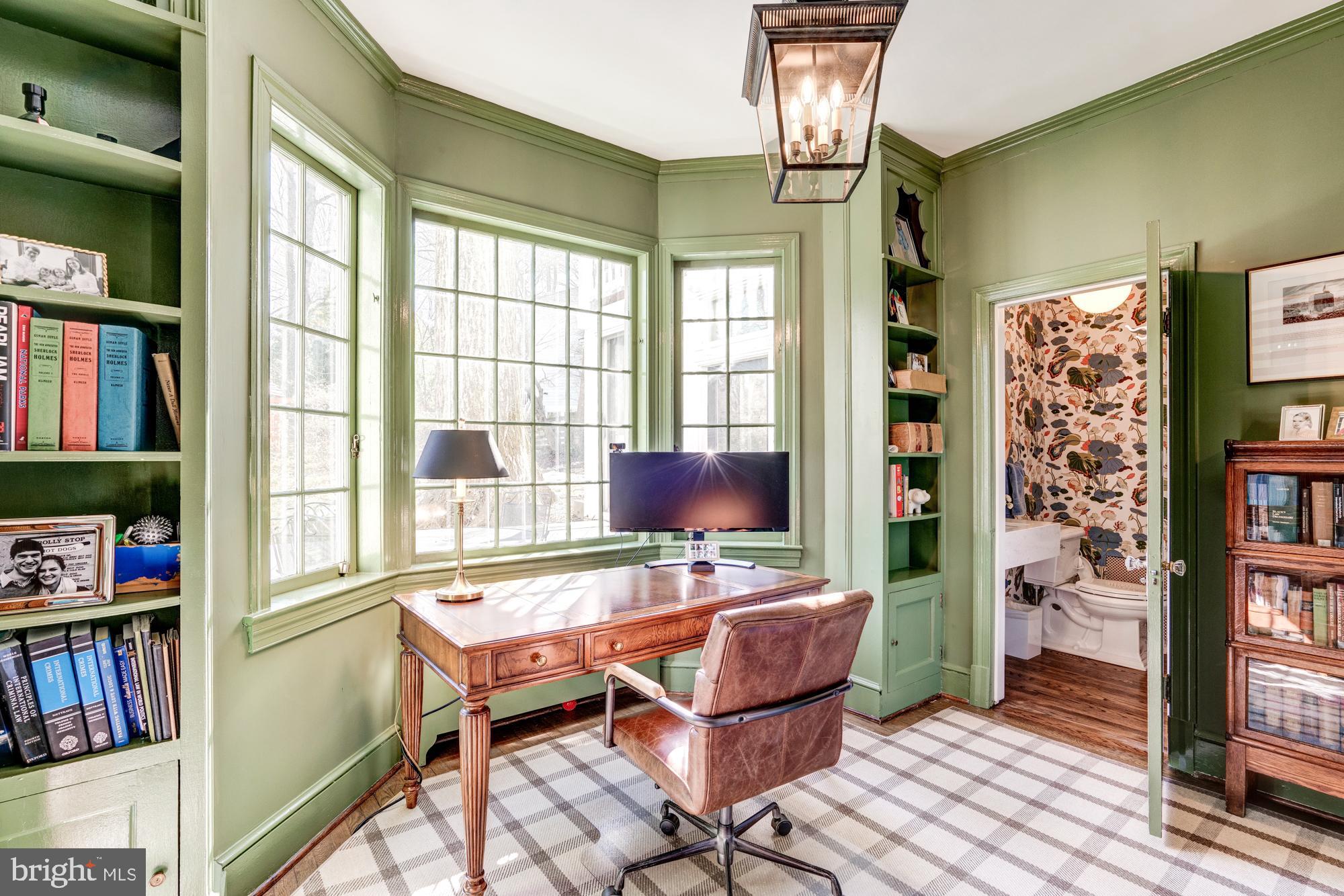 ROLLINGWOOD - Residential