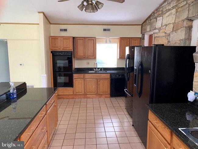 OAKTON - Residential