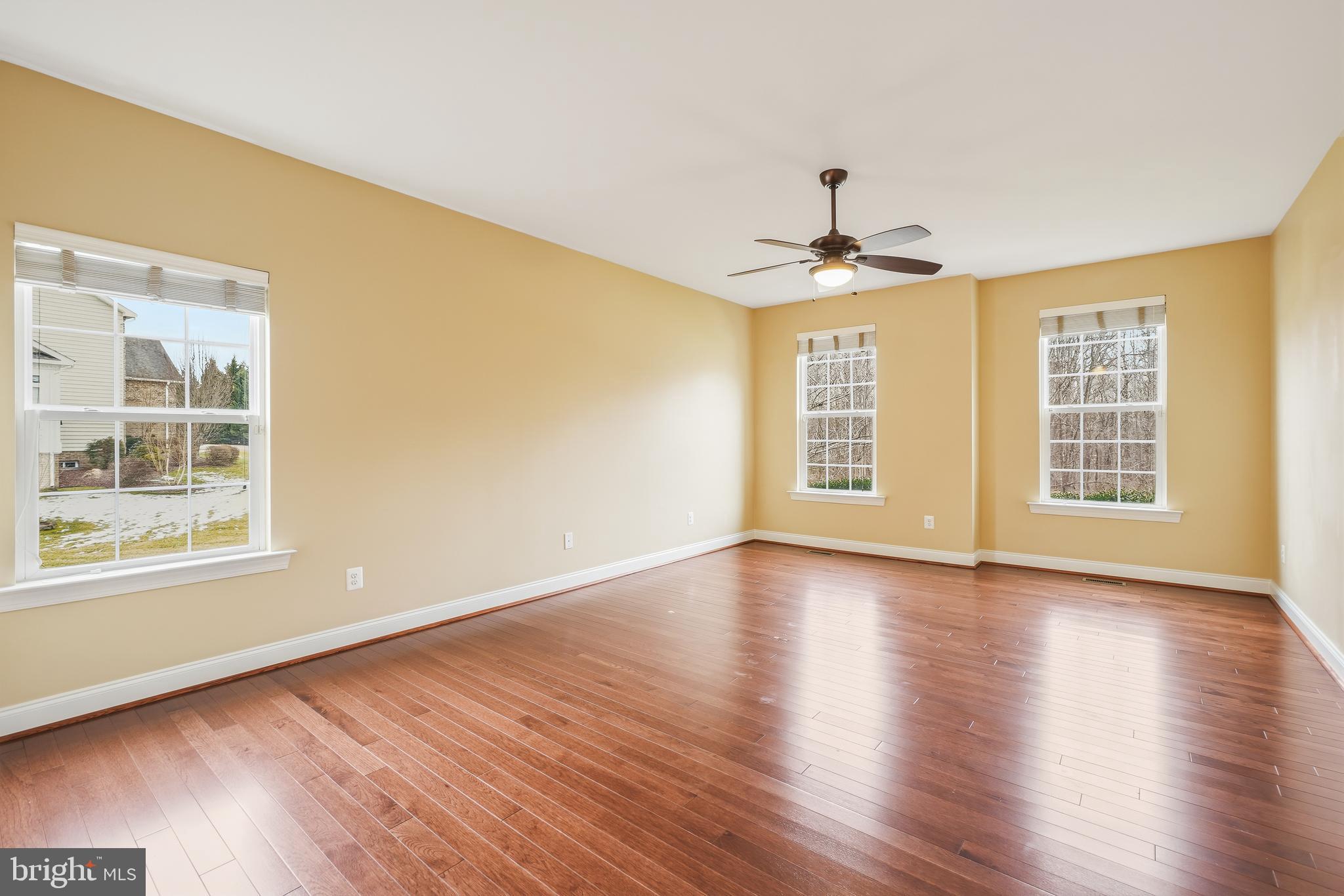 TIMBERNECK - Residential