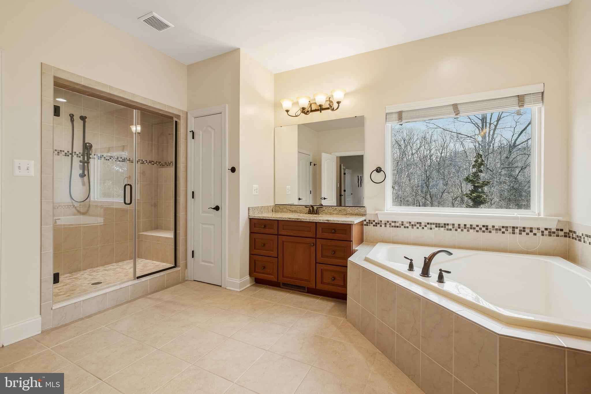 TIMBERNECK - Residential