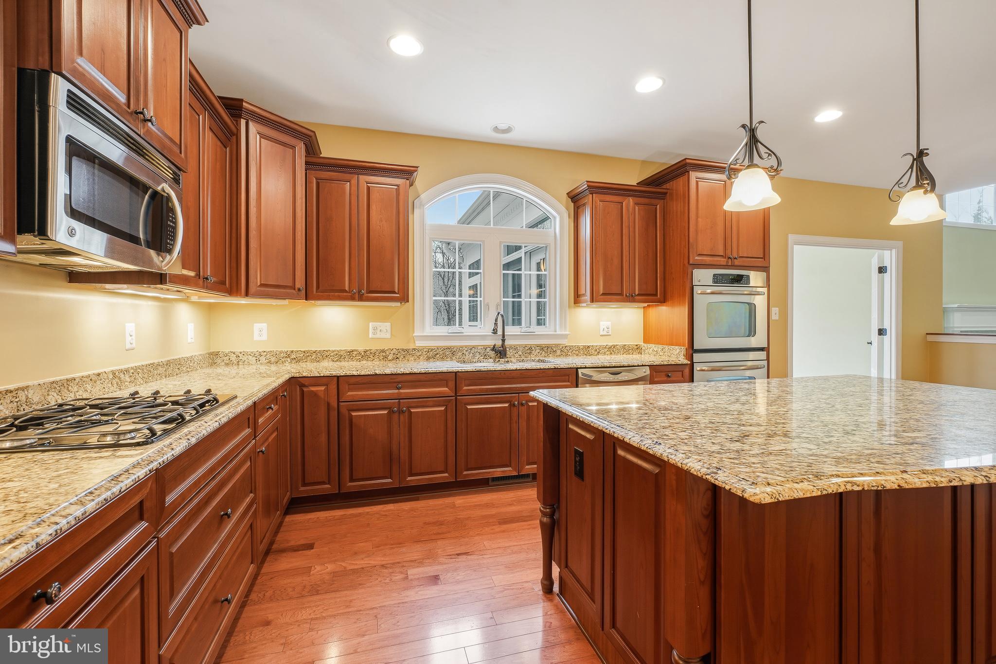 TIMBERNECK - Residential