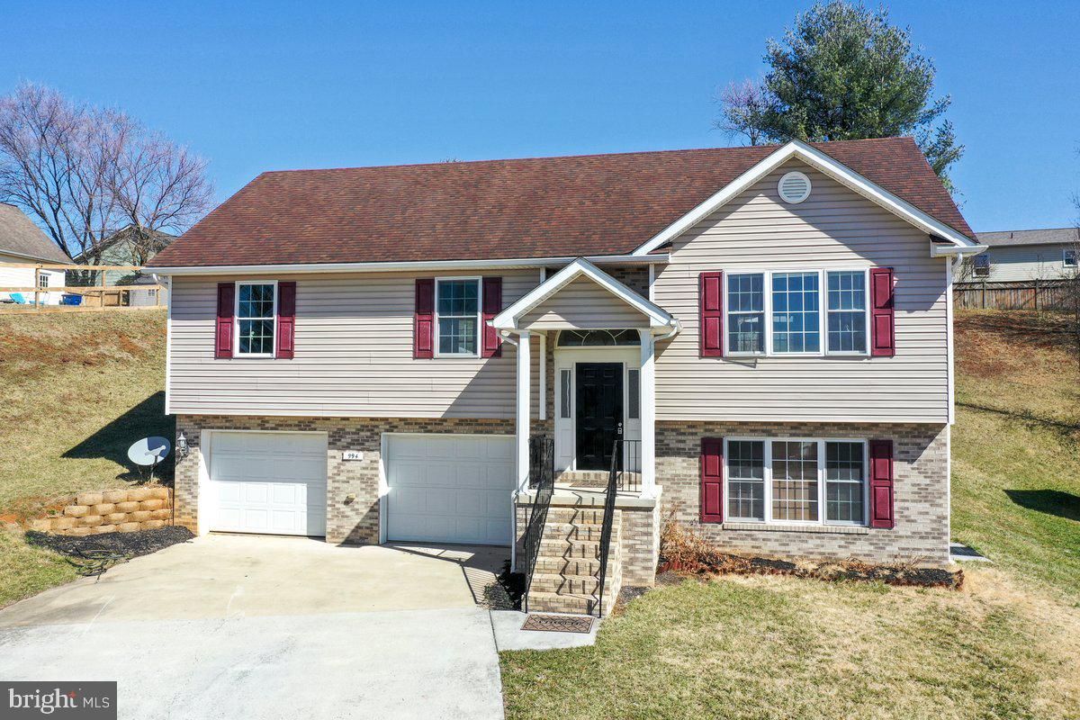 WESTVIEW RIDGE - Residential