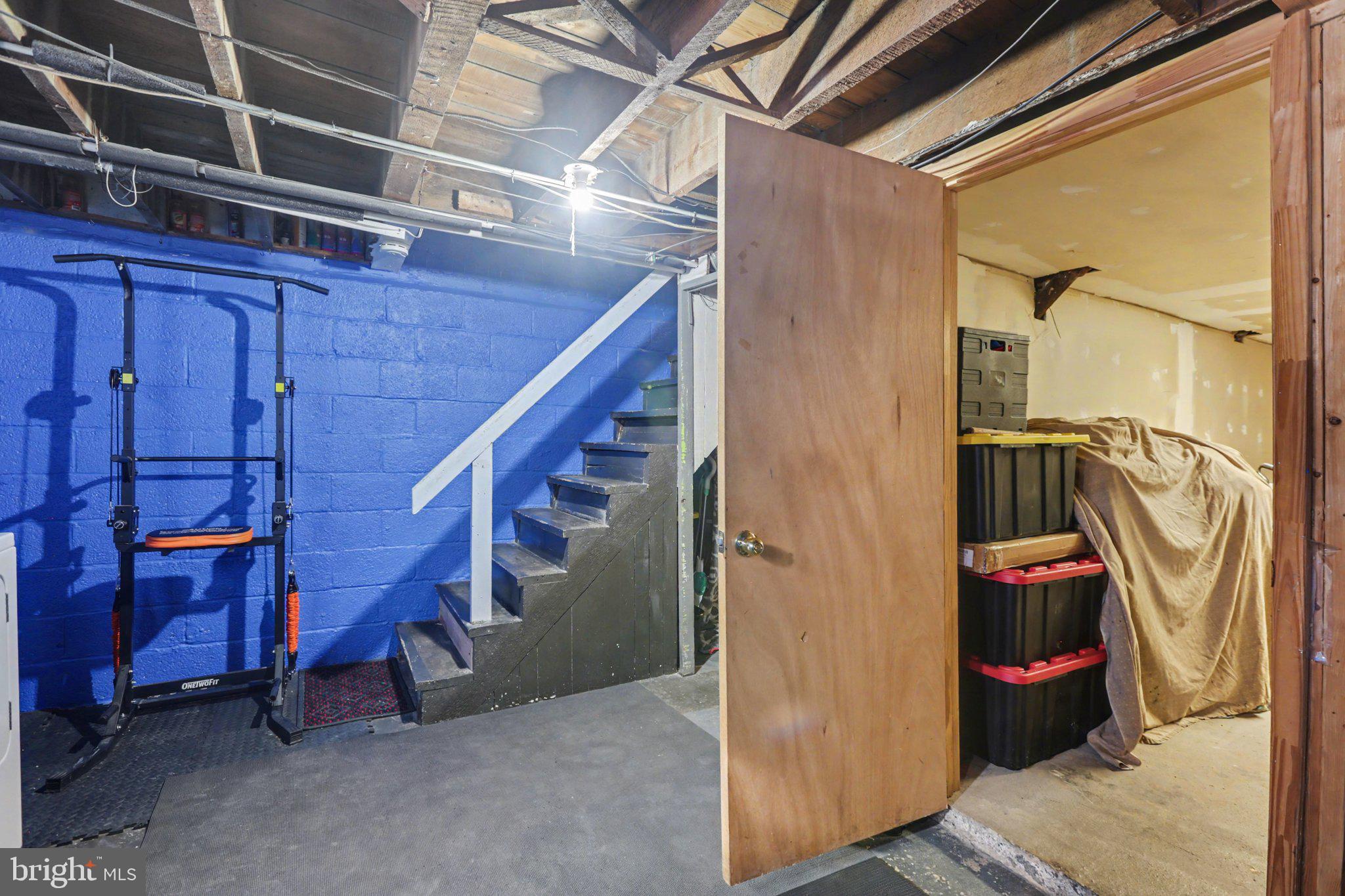 MELROSE GARDENS - Residential