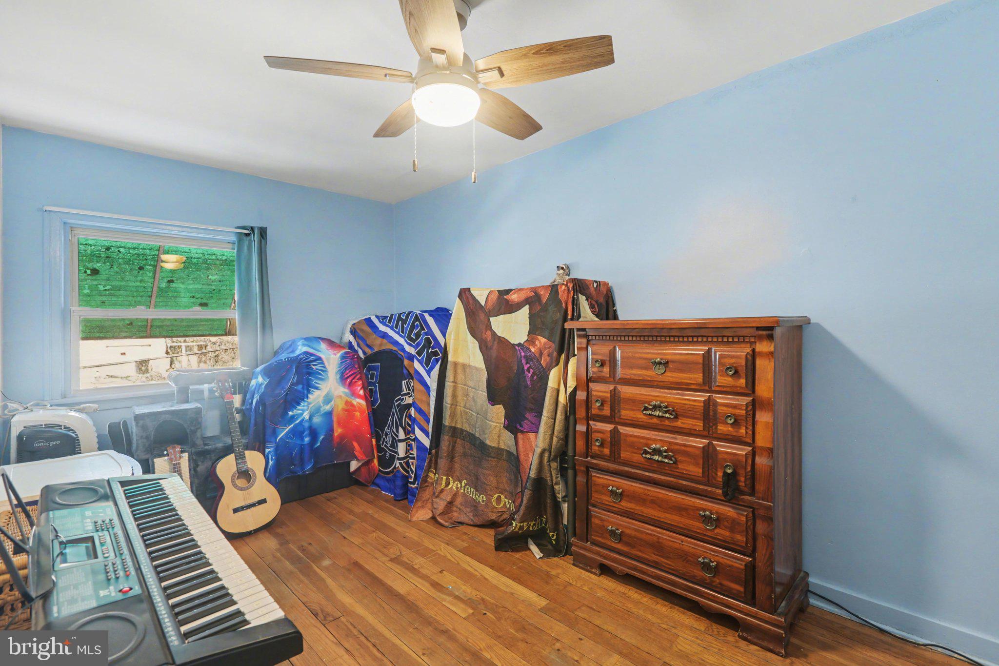 MELROSE GARDENS - Residential