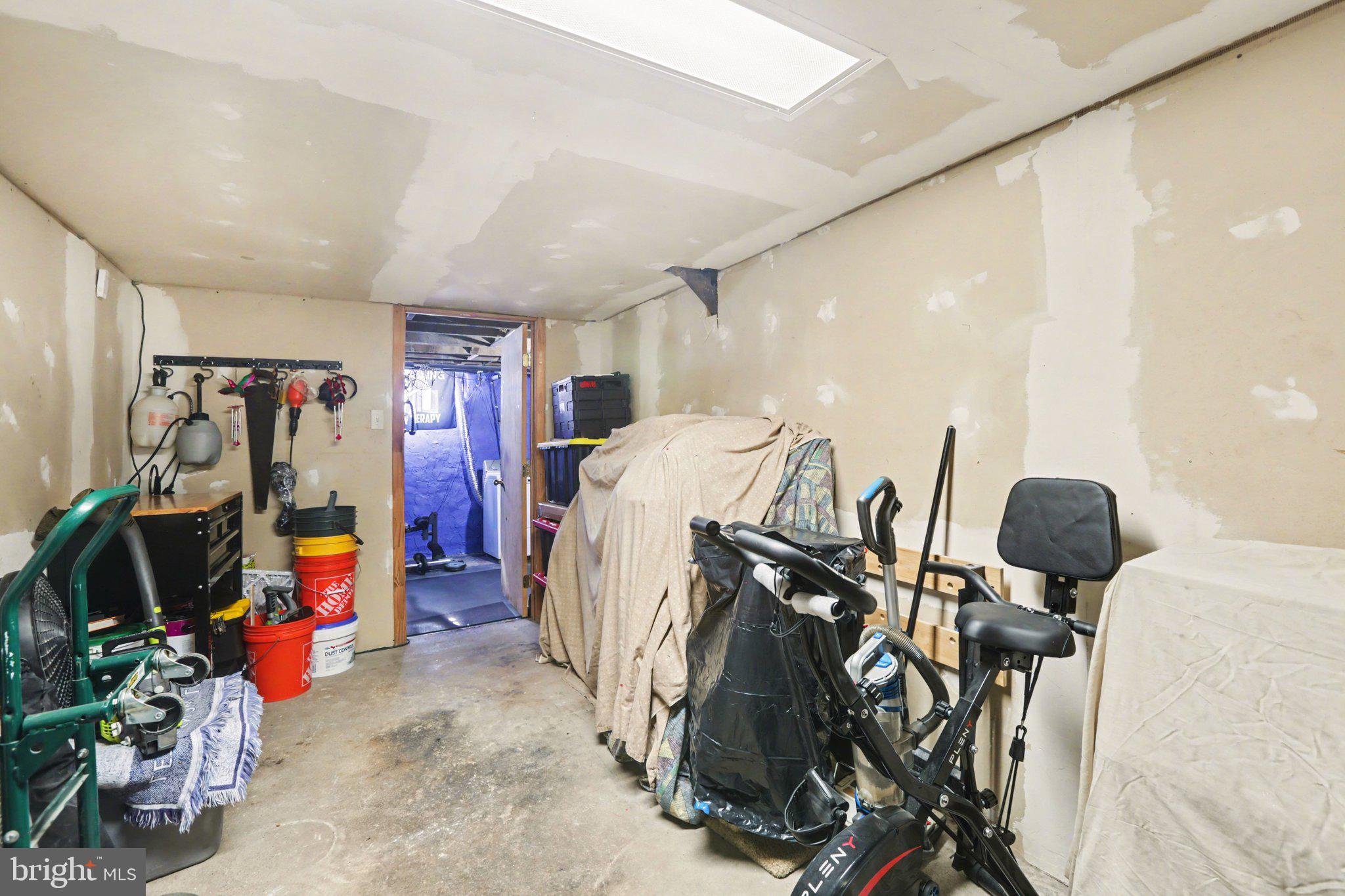 MELROSE GARDENS - Residential