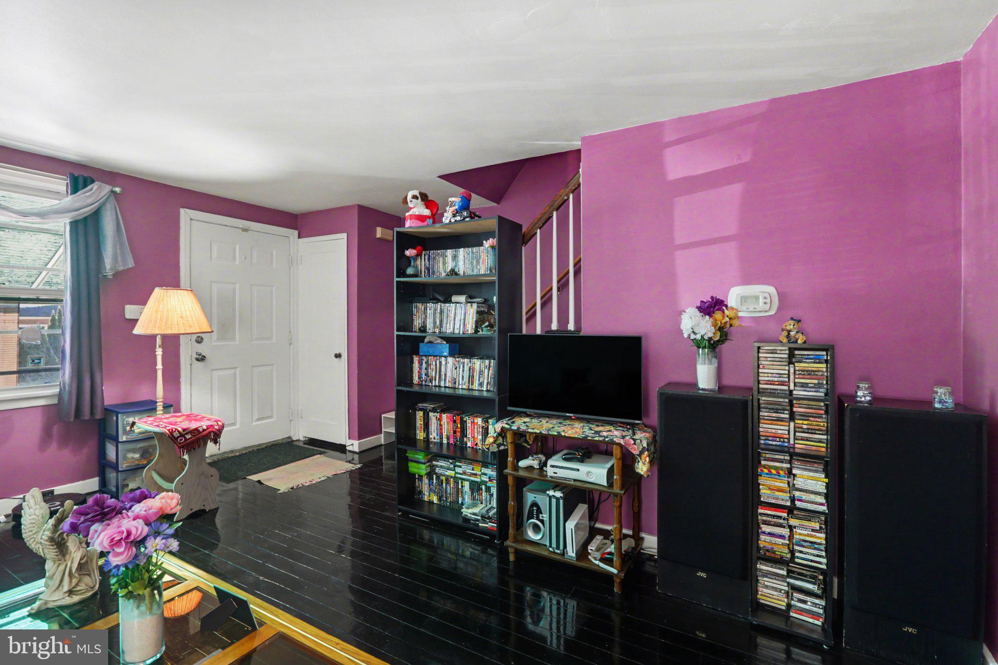 MELROSE GARDENS - Residential