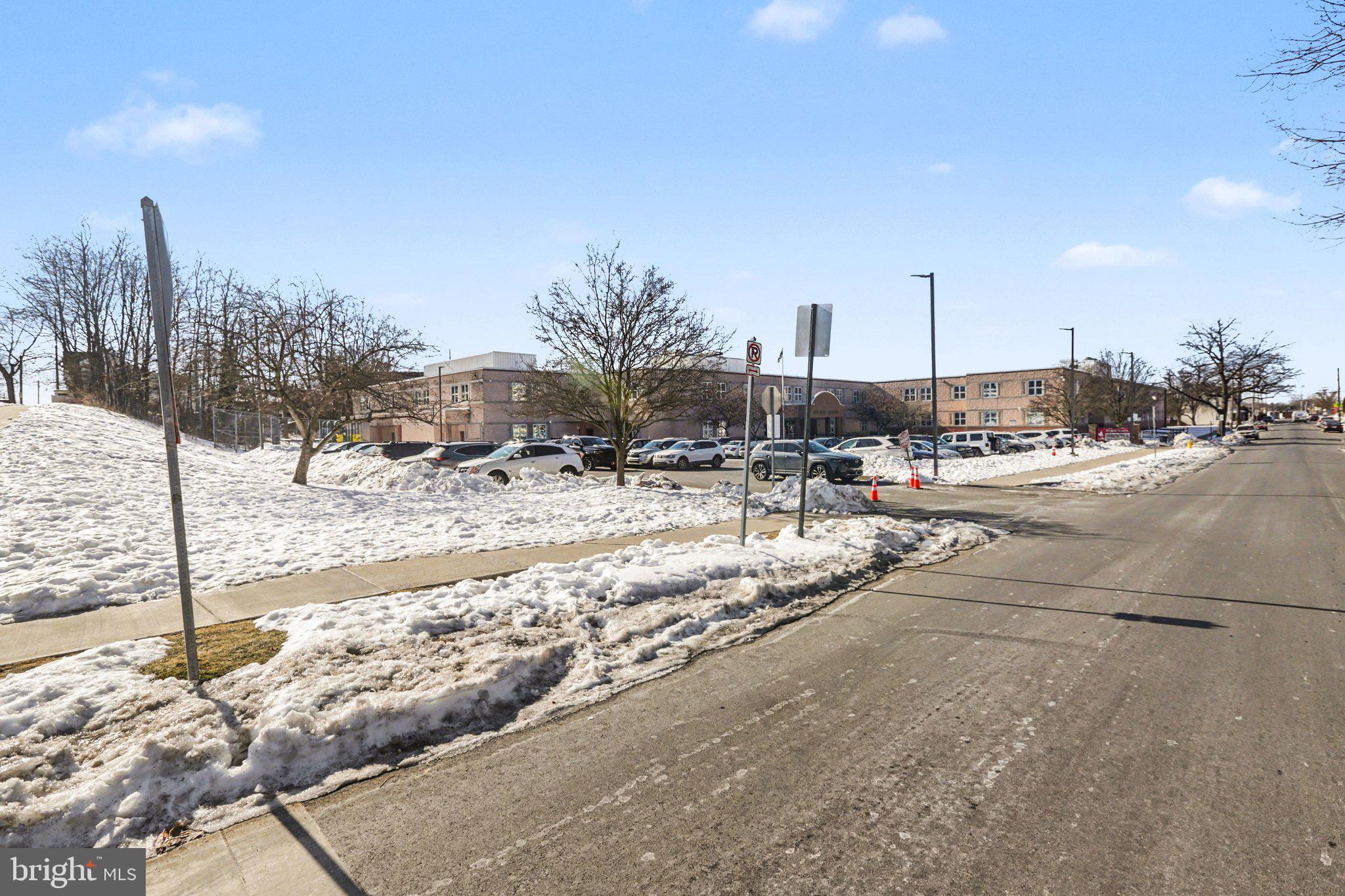 MELROSE GARDENS - Residential