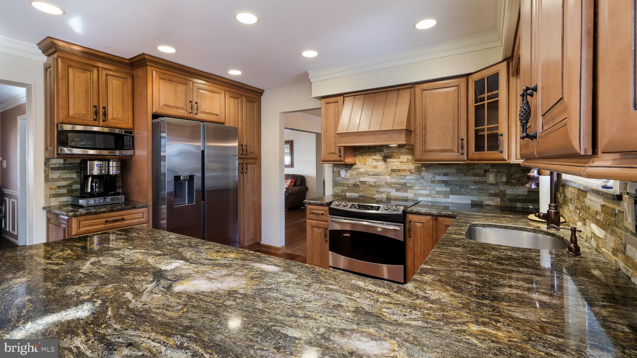 VALLEY GLEN ESTATES - Residential