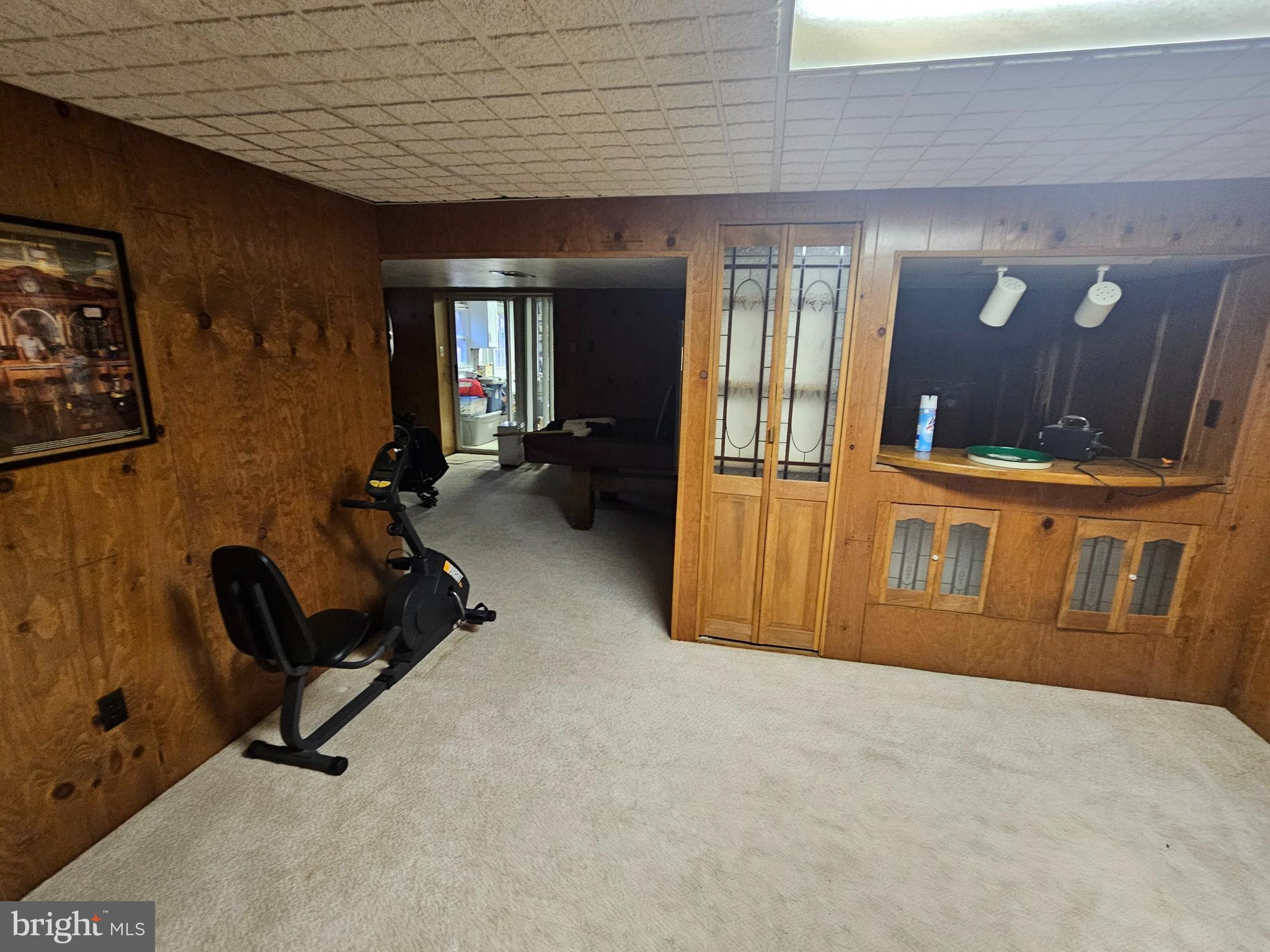 VALLEY GLEN ESTATES - Residential