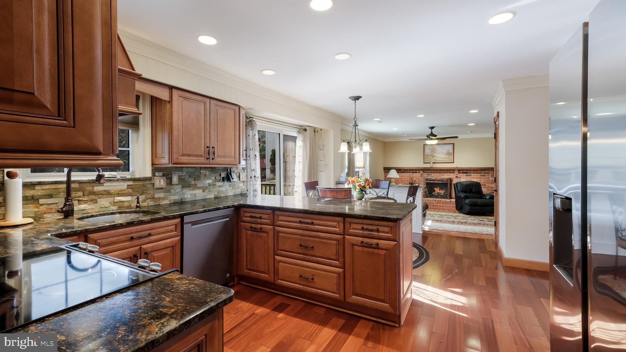 VALLEY GLEN ESTATES - Residential