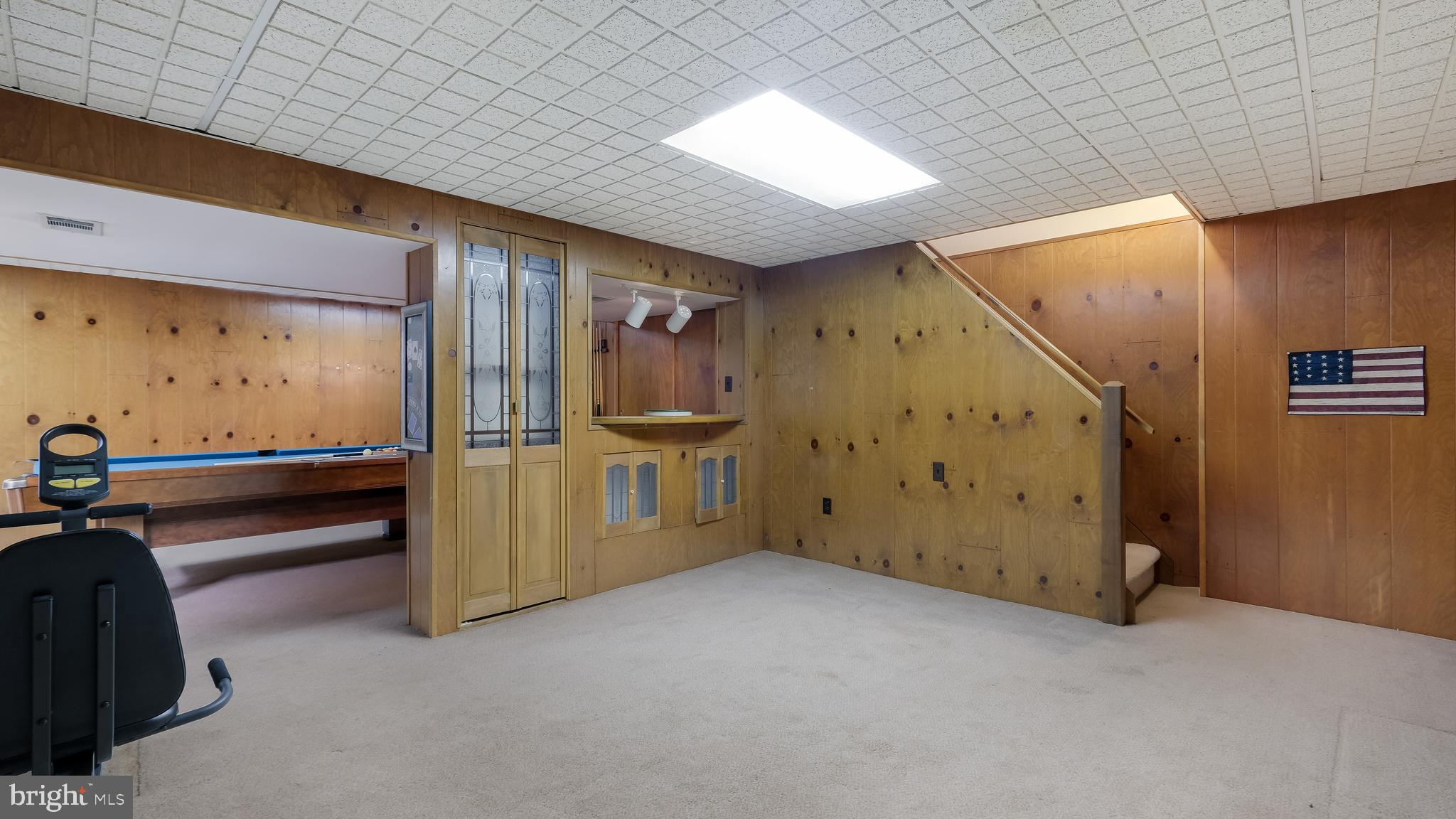 VALLEY GLEN ESTATES - Residential