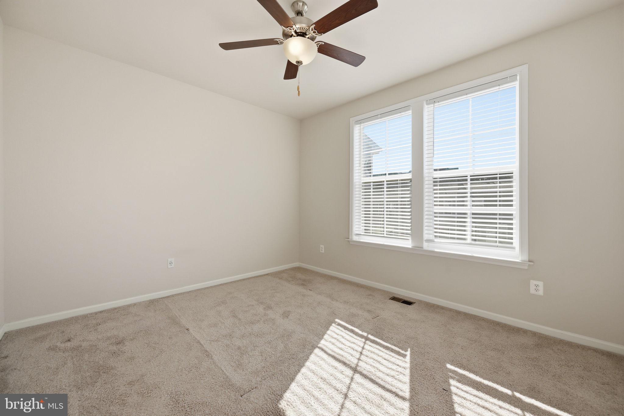 LAUREL OVERLOOK - Residential