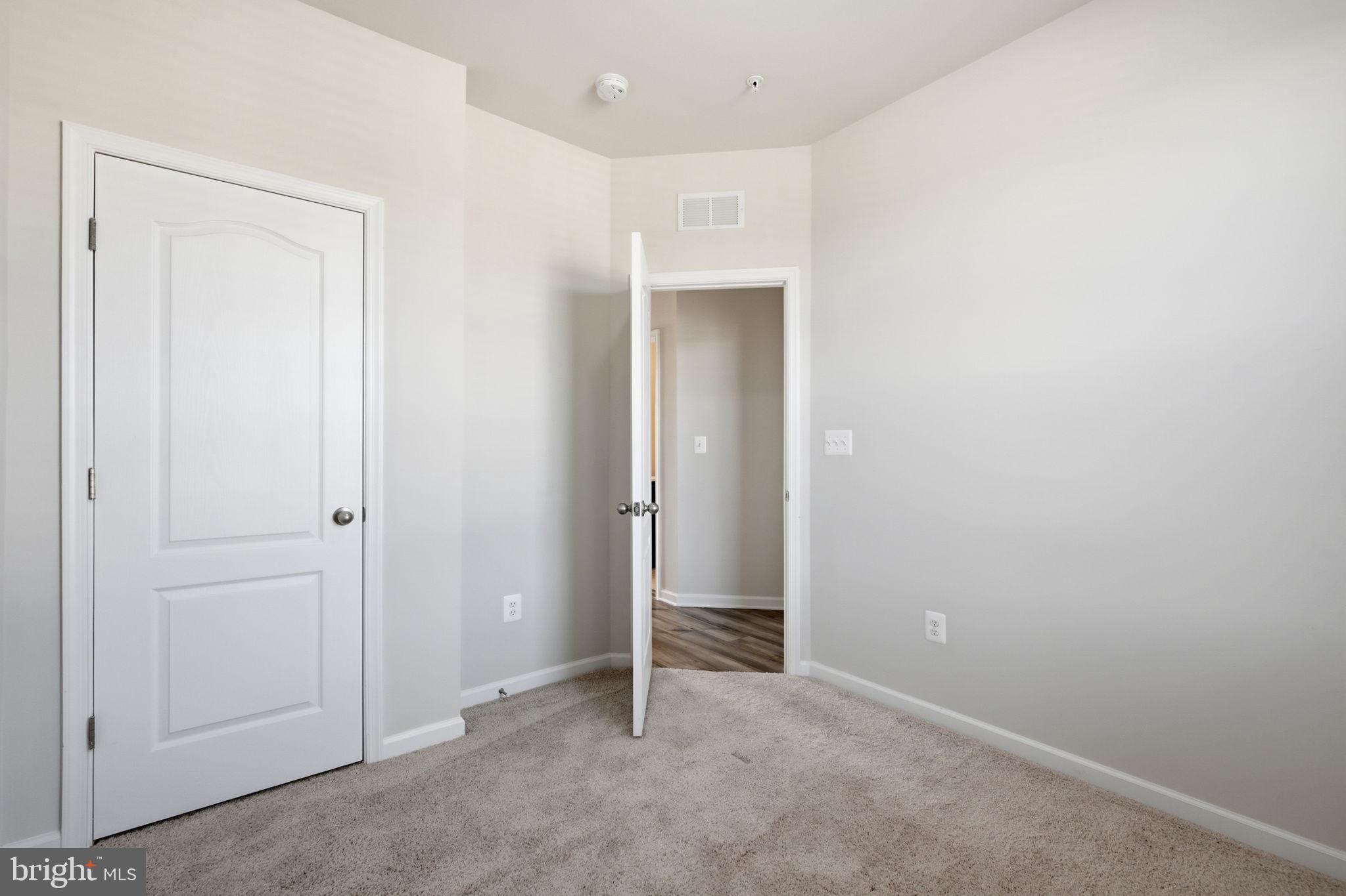 LAUREL OVERLOOK - Residential