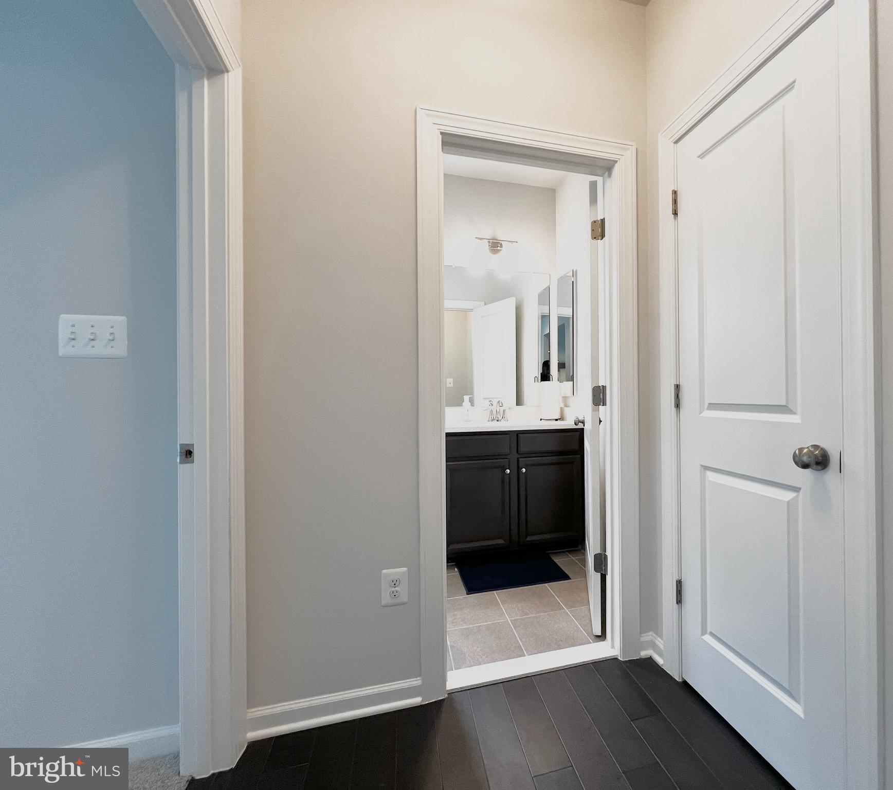 VILLAGES OF SAVANNAH - Residential