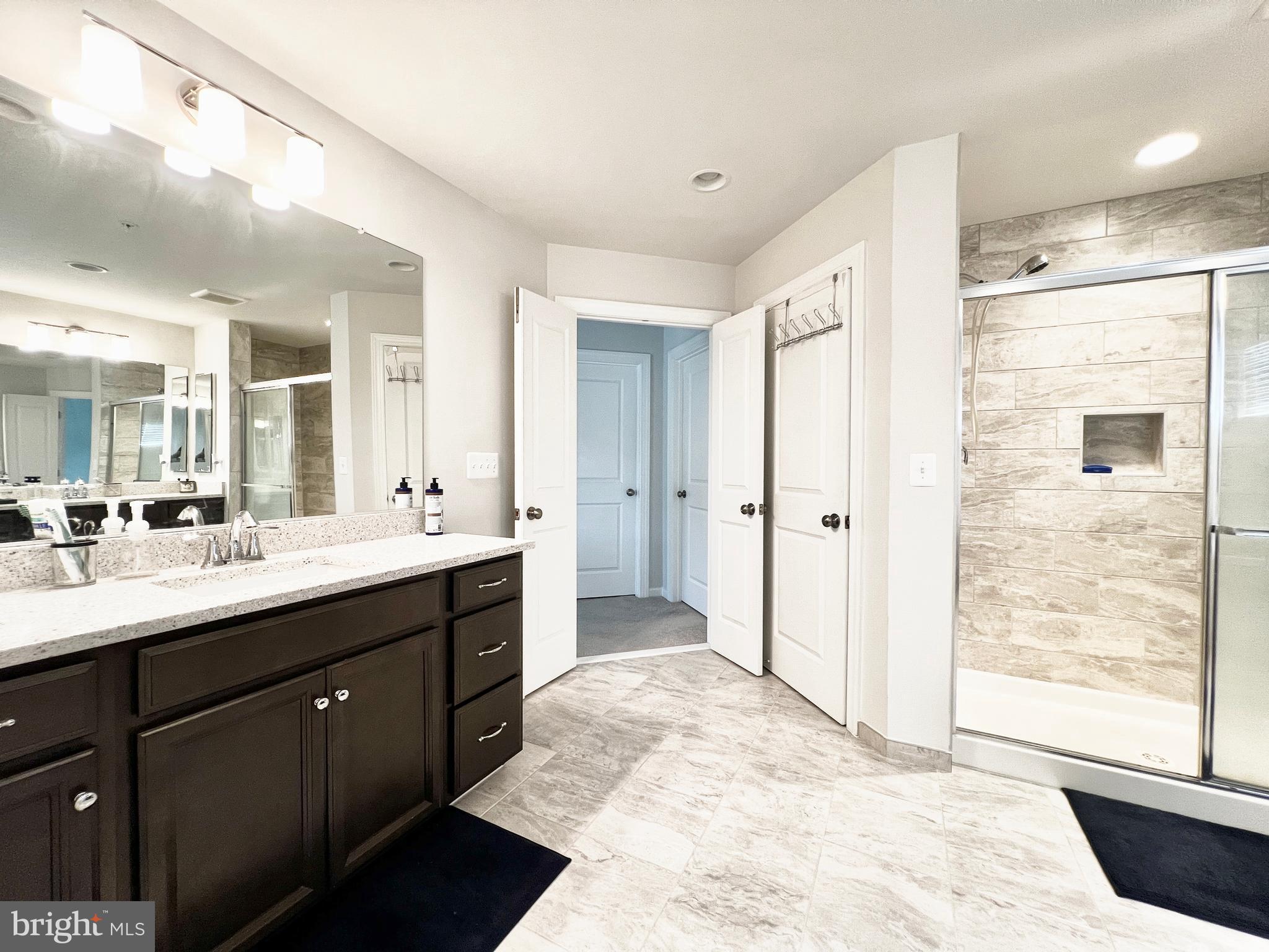 VILLAGES OF SAVANNAH - Residential