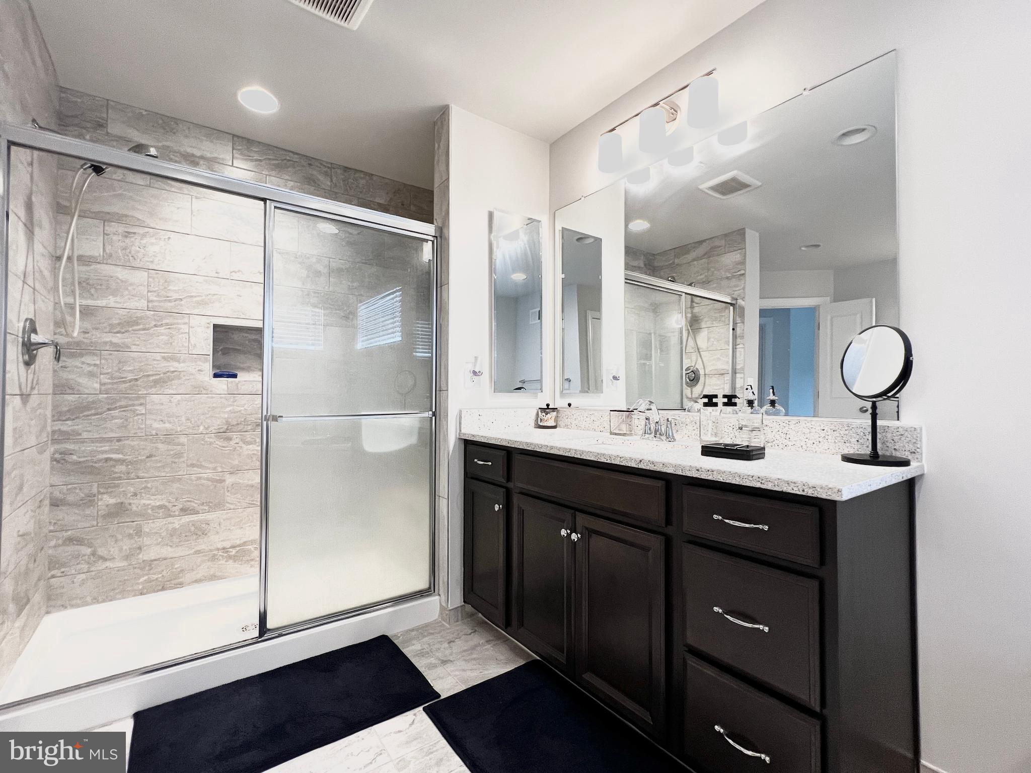 VILLAGES OF SAVANNAH - Residential