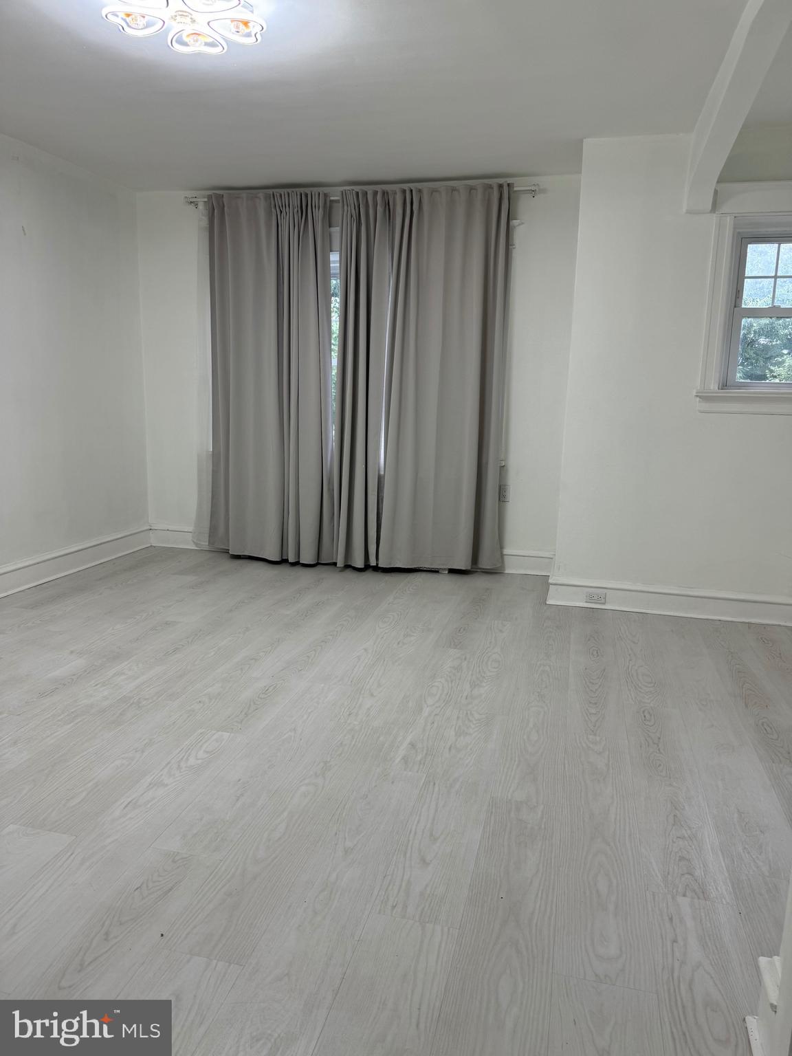 MAYFAIR - Residential