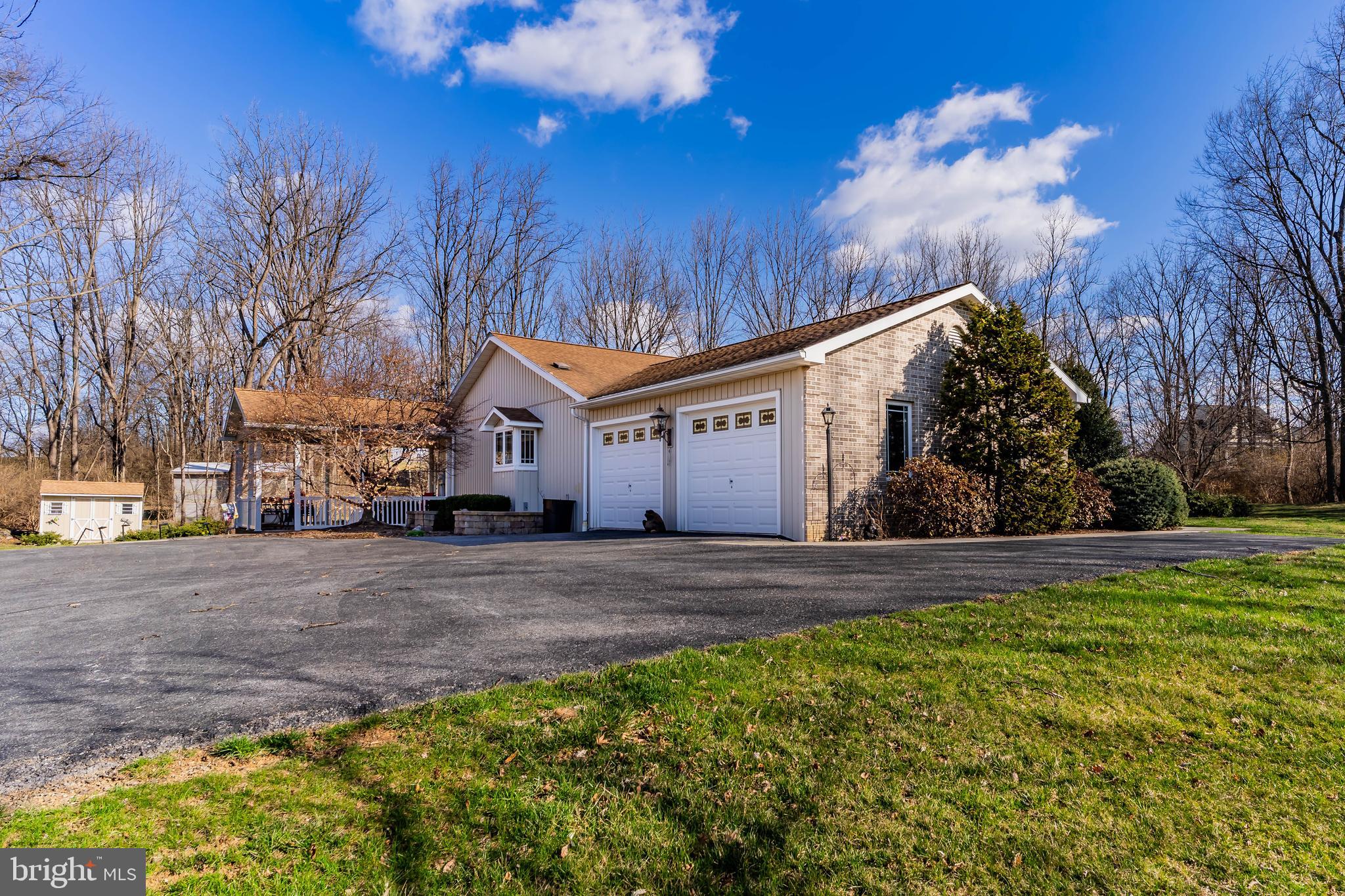 GREYSTONE ACRES - Residential