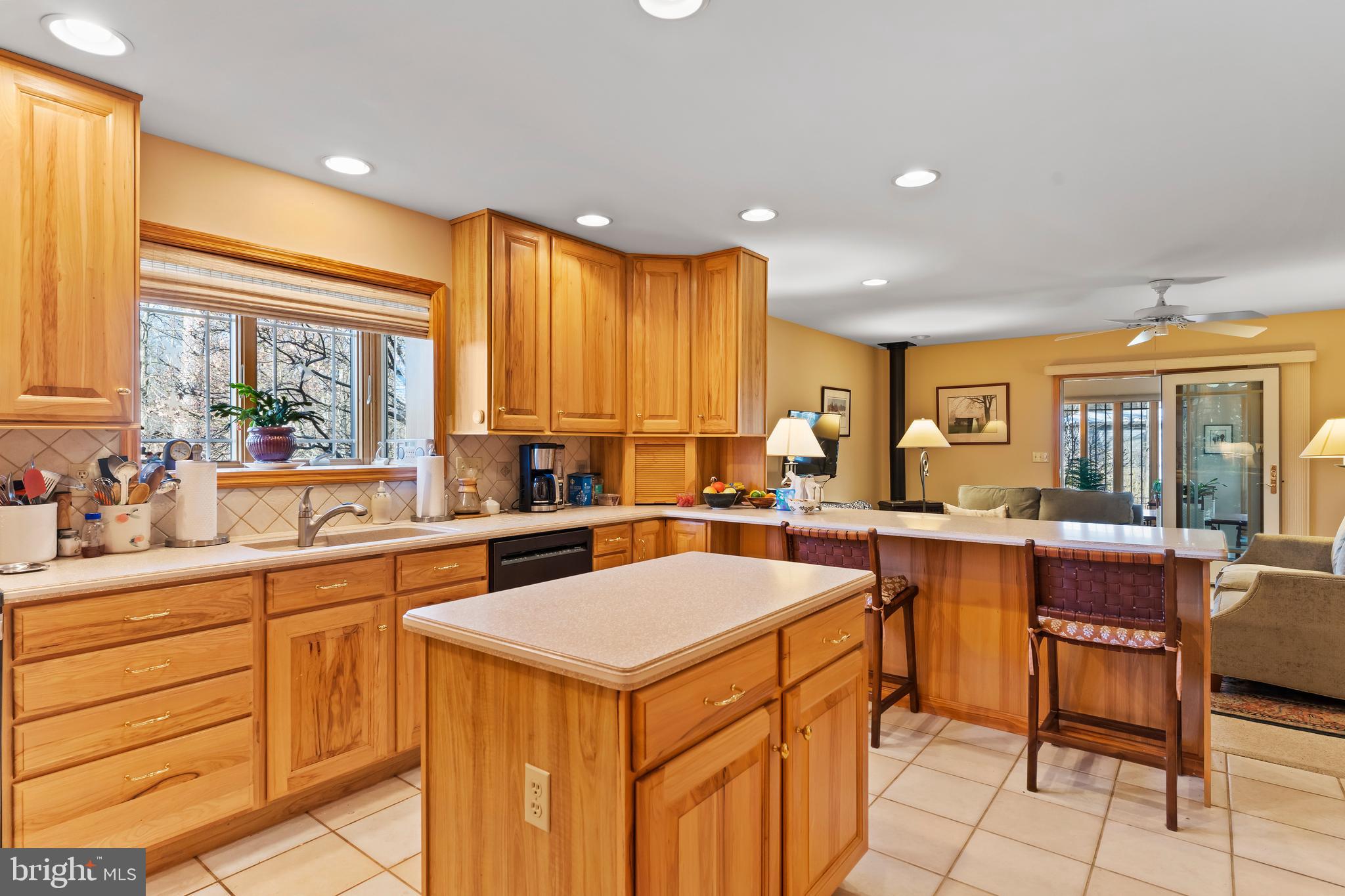 GREYSTONE ACRES - Residential