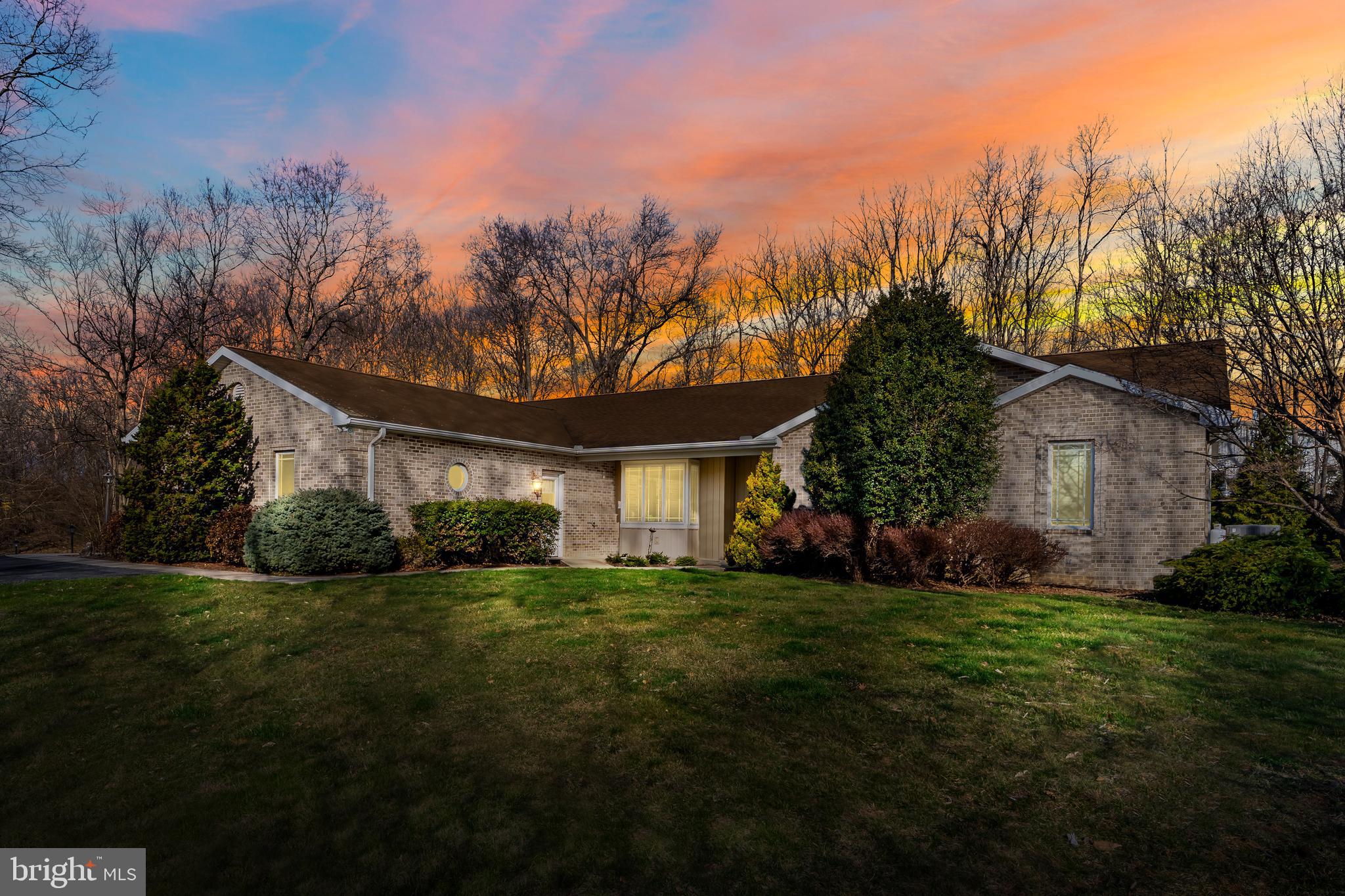 GREYSTONE ACRES - Residential