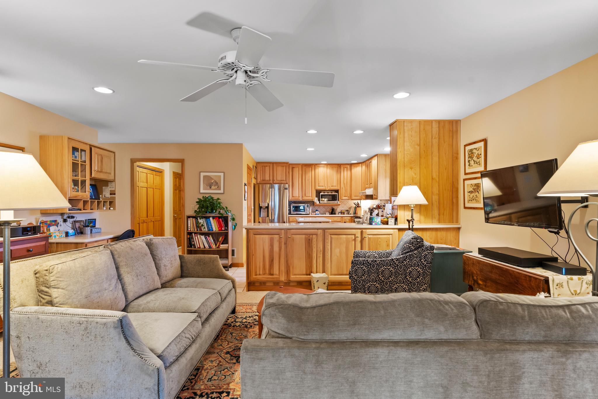 GREYSTONE ACRES - Residential