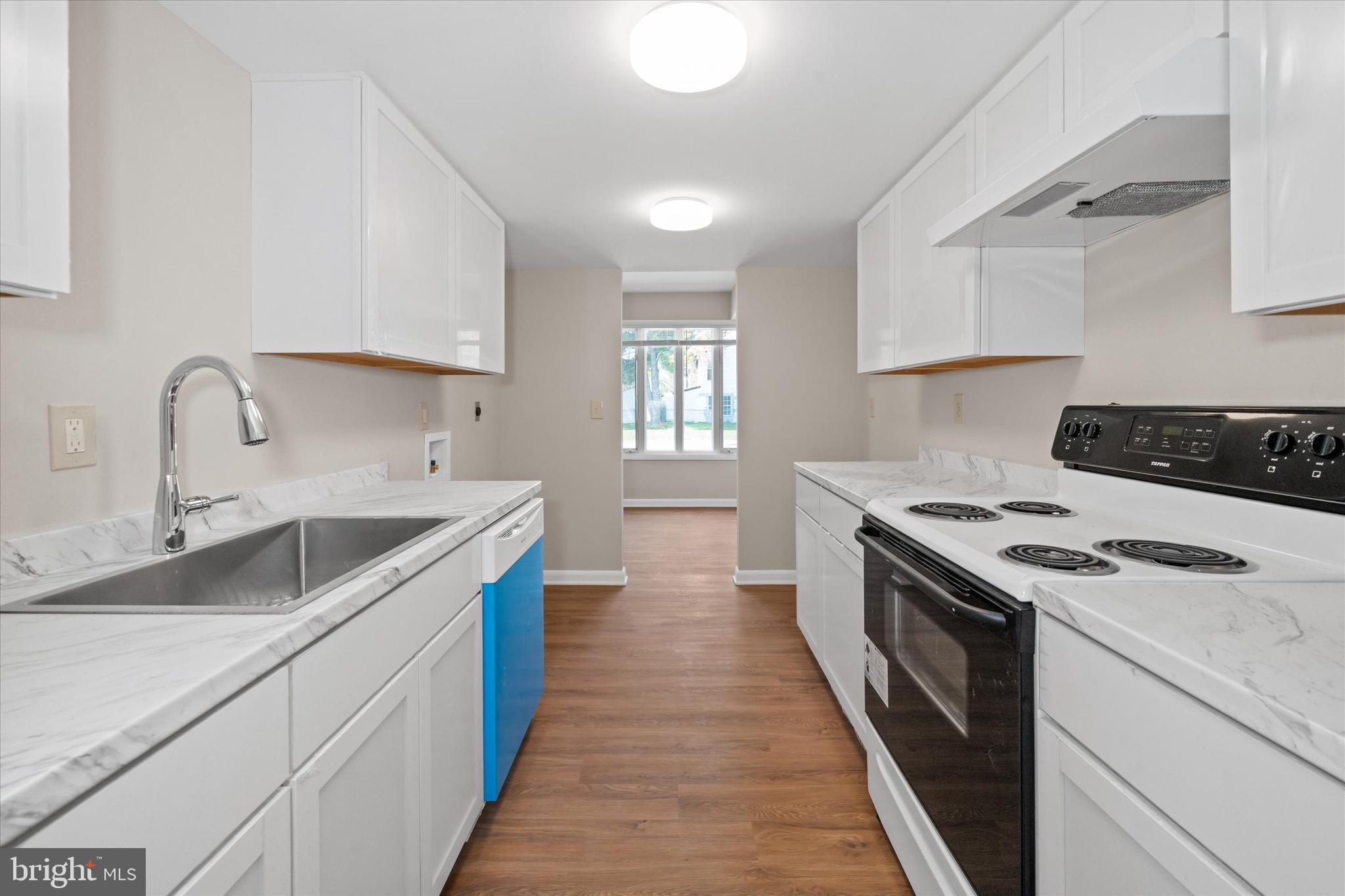 ELKTON TOWNHOUSES - Residential