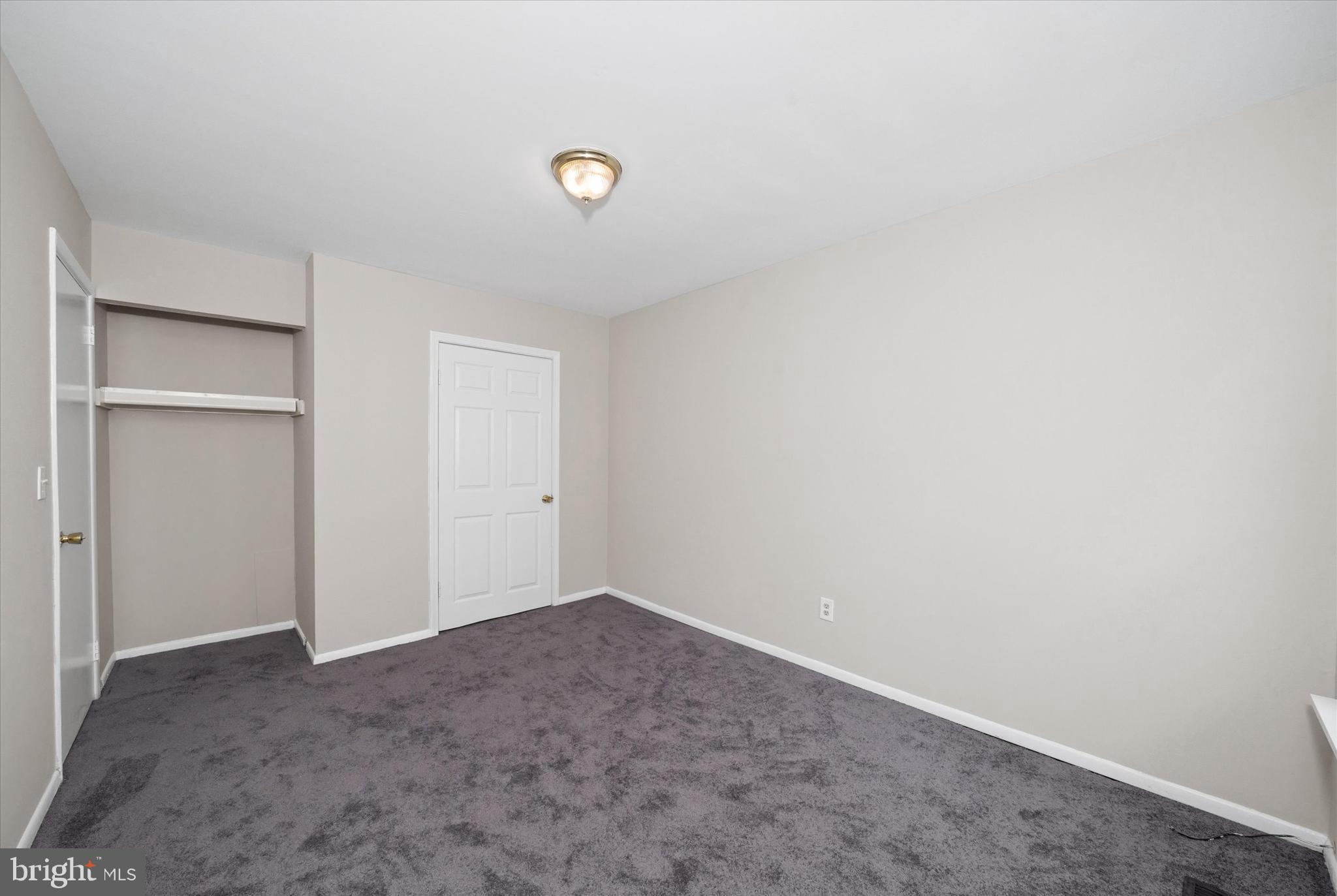 ELKTON TOWNHOUSES - Residential