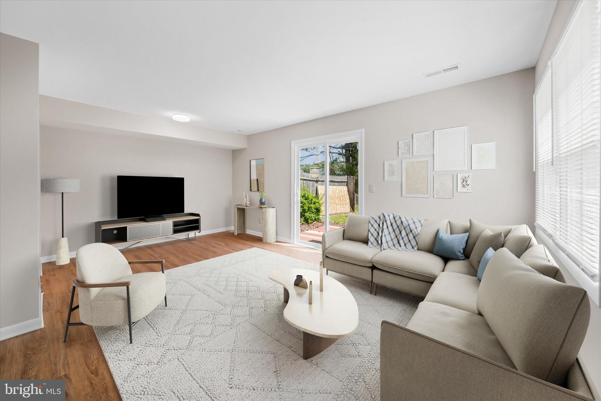 ELKTON TOWNHOUSES - Residential