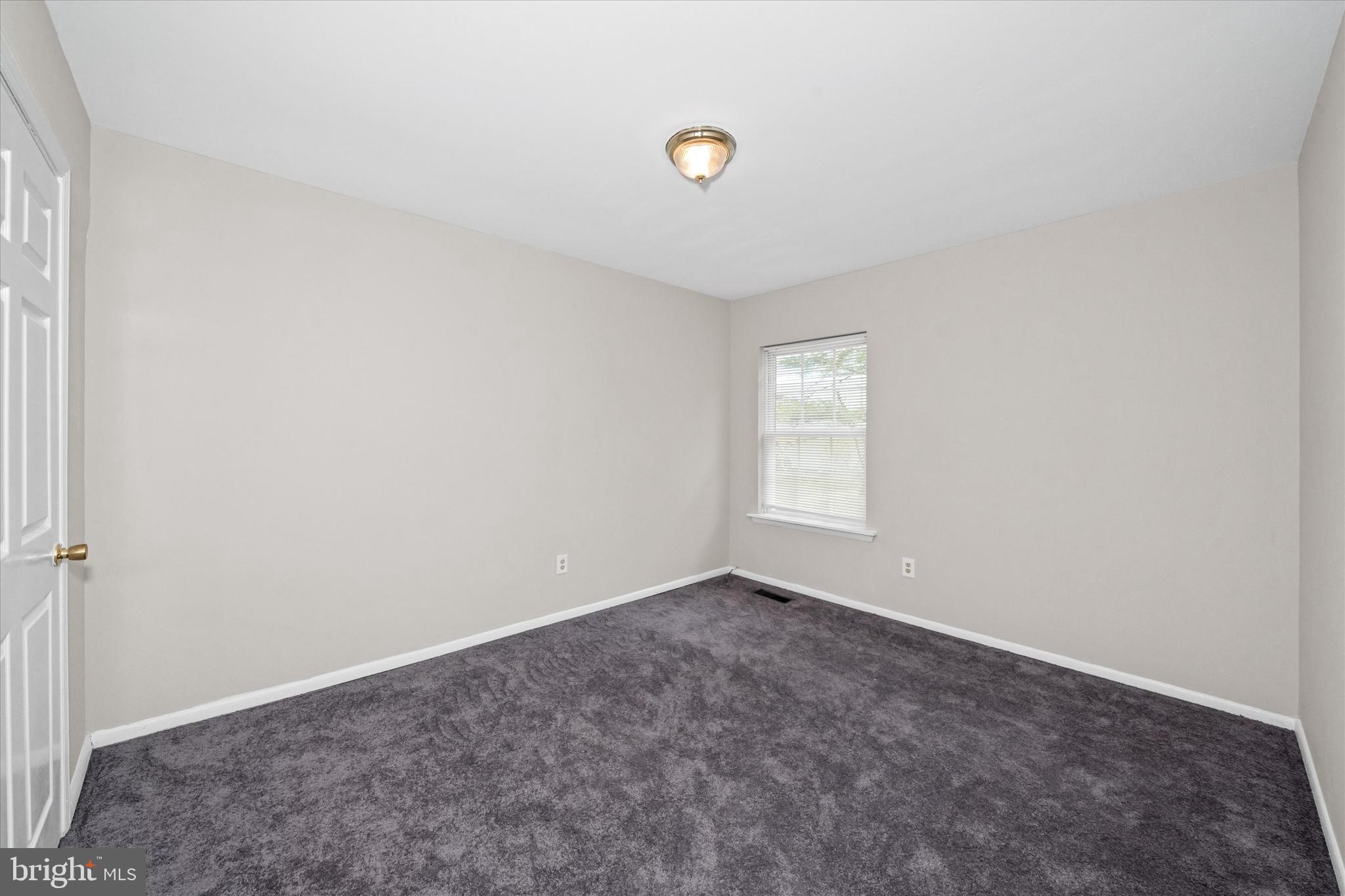 ELKTON TOWNHOUSES - Residential