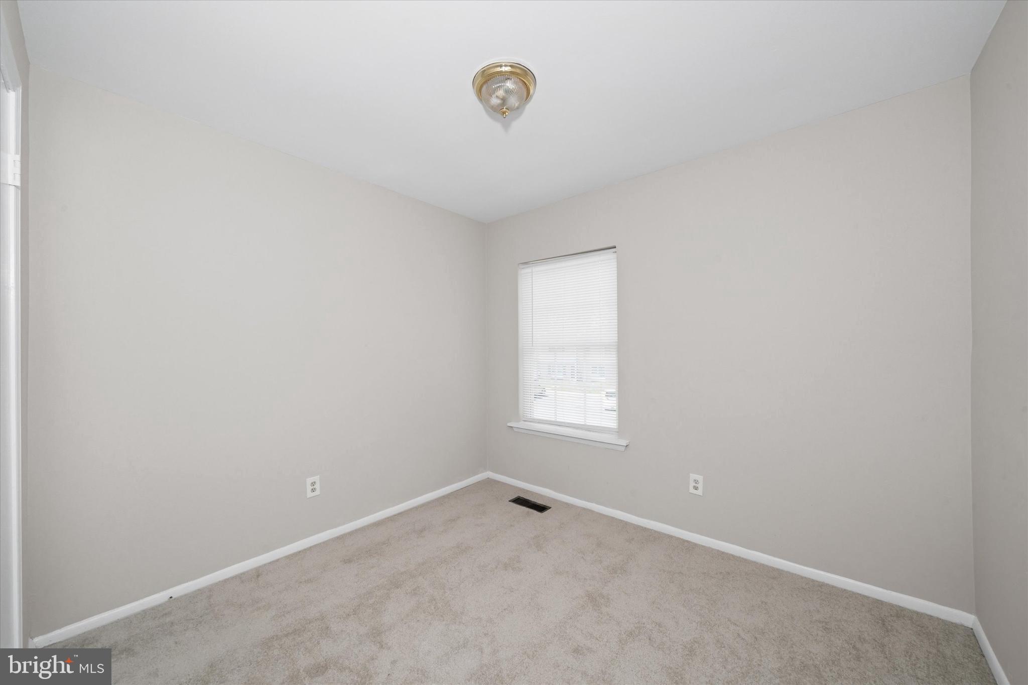 ELKTON TOWNHOUSES - Residential